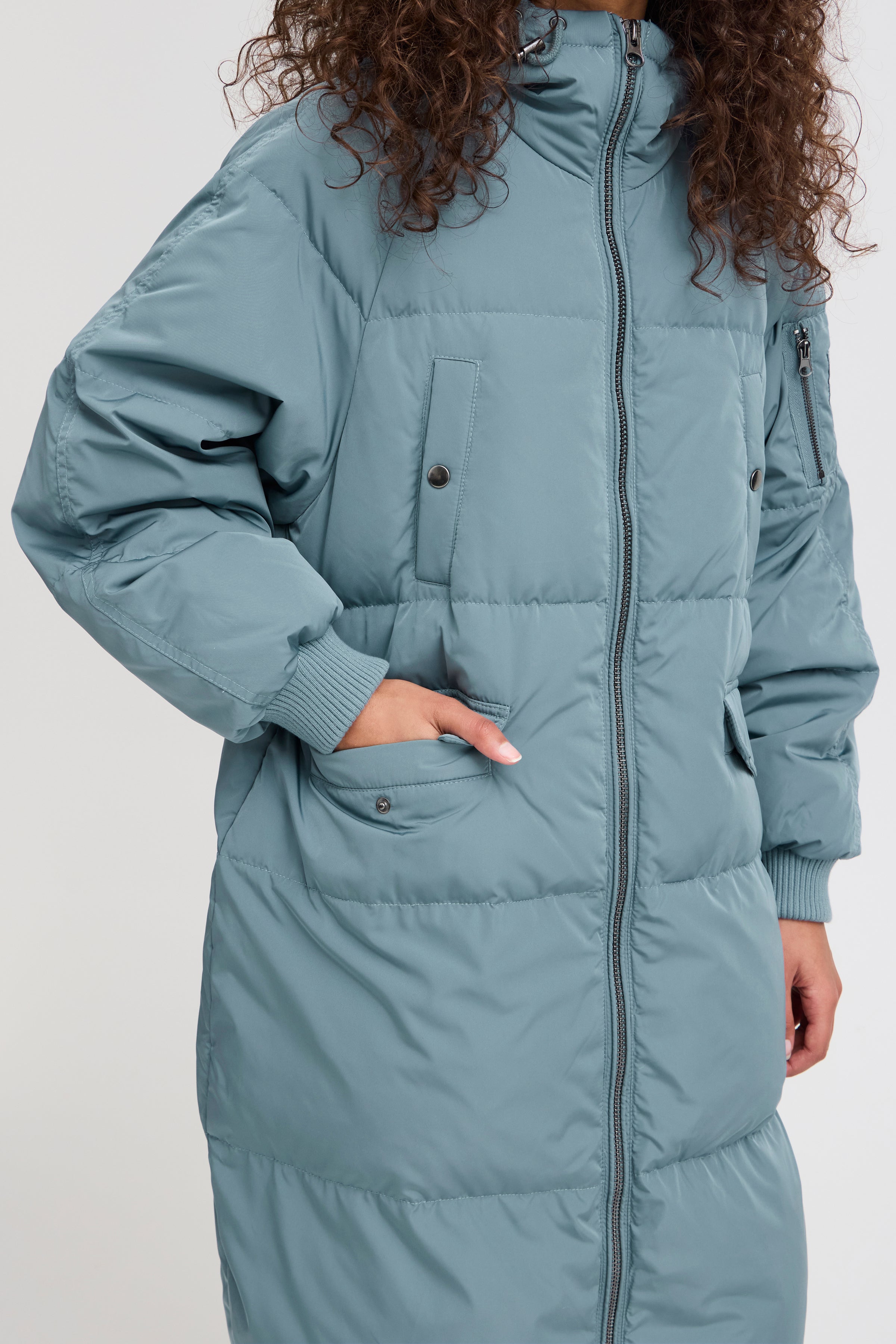 Bunala Down Jacket in Blue Mirage