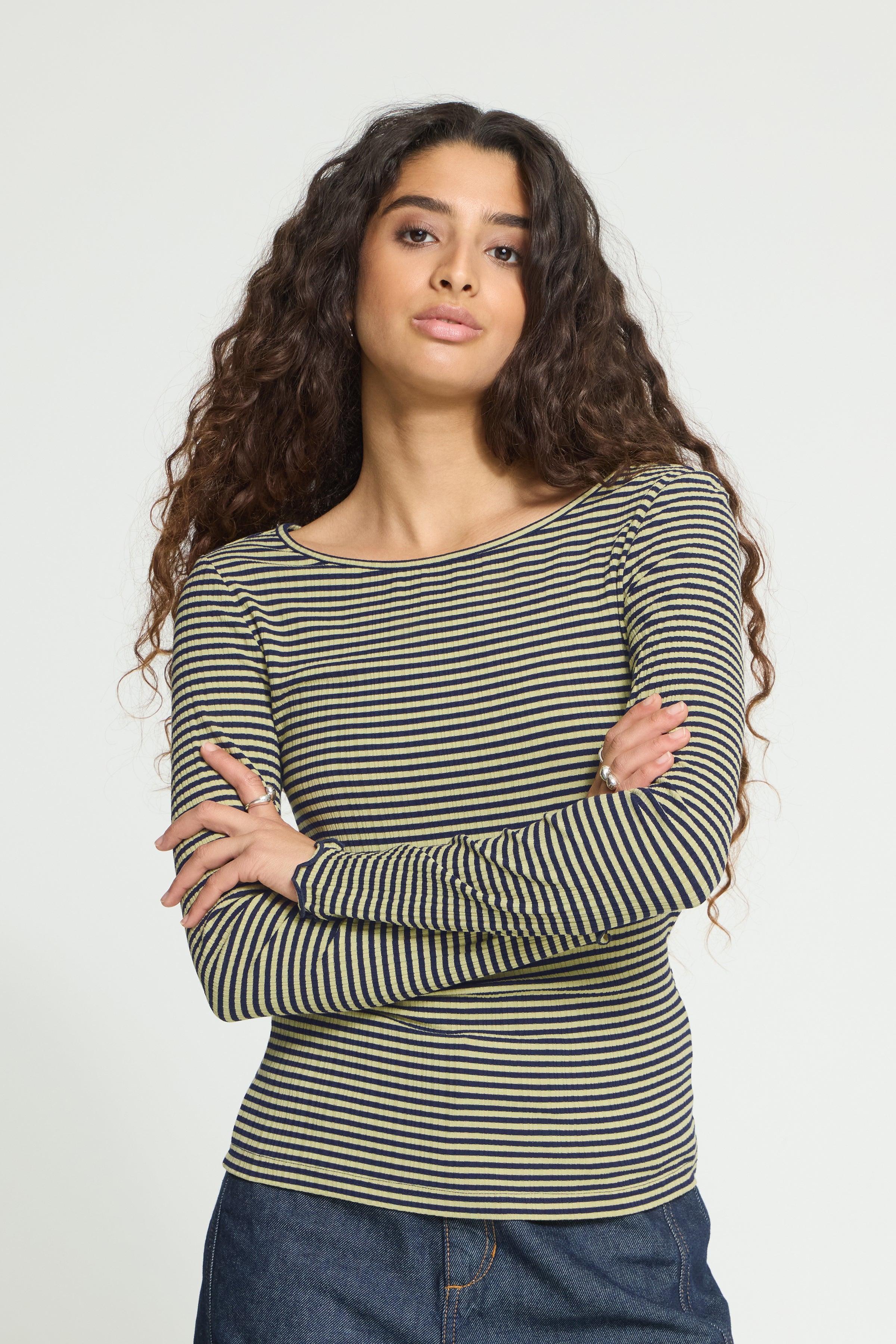 Cella Top in Leek Green