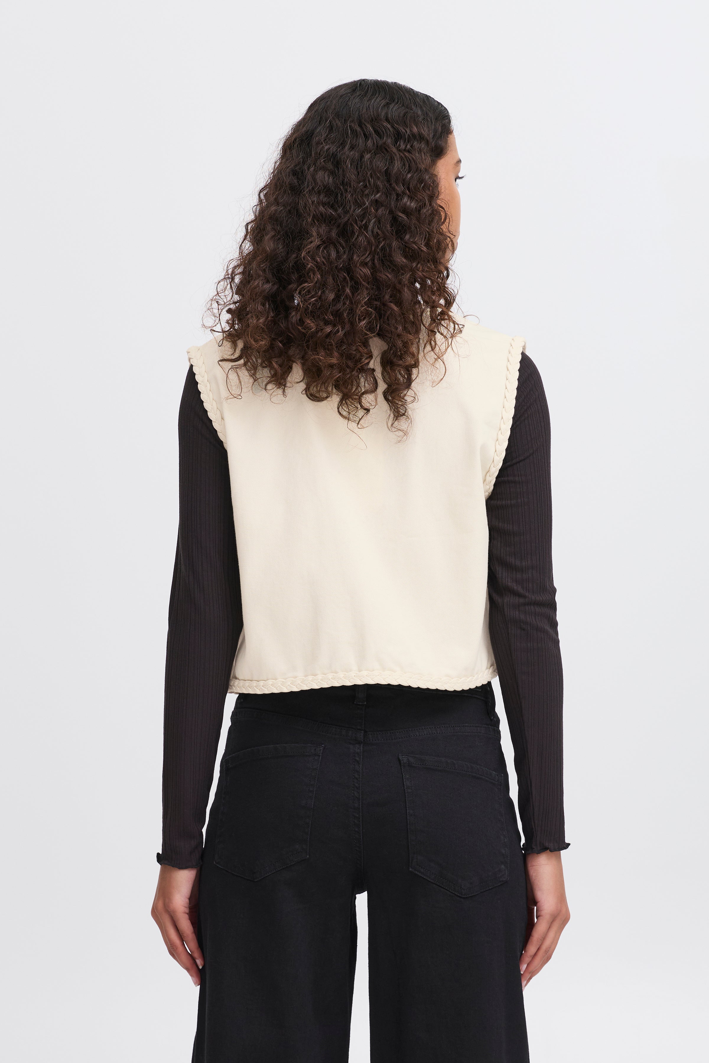 Jalia Waistcoat in Birch