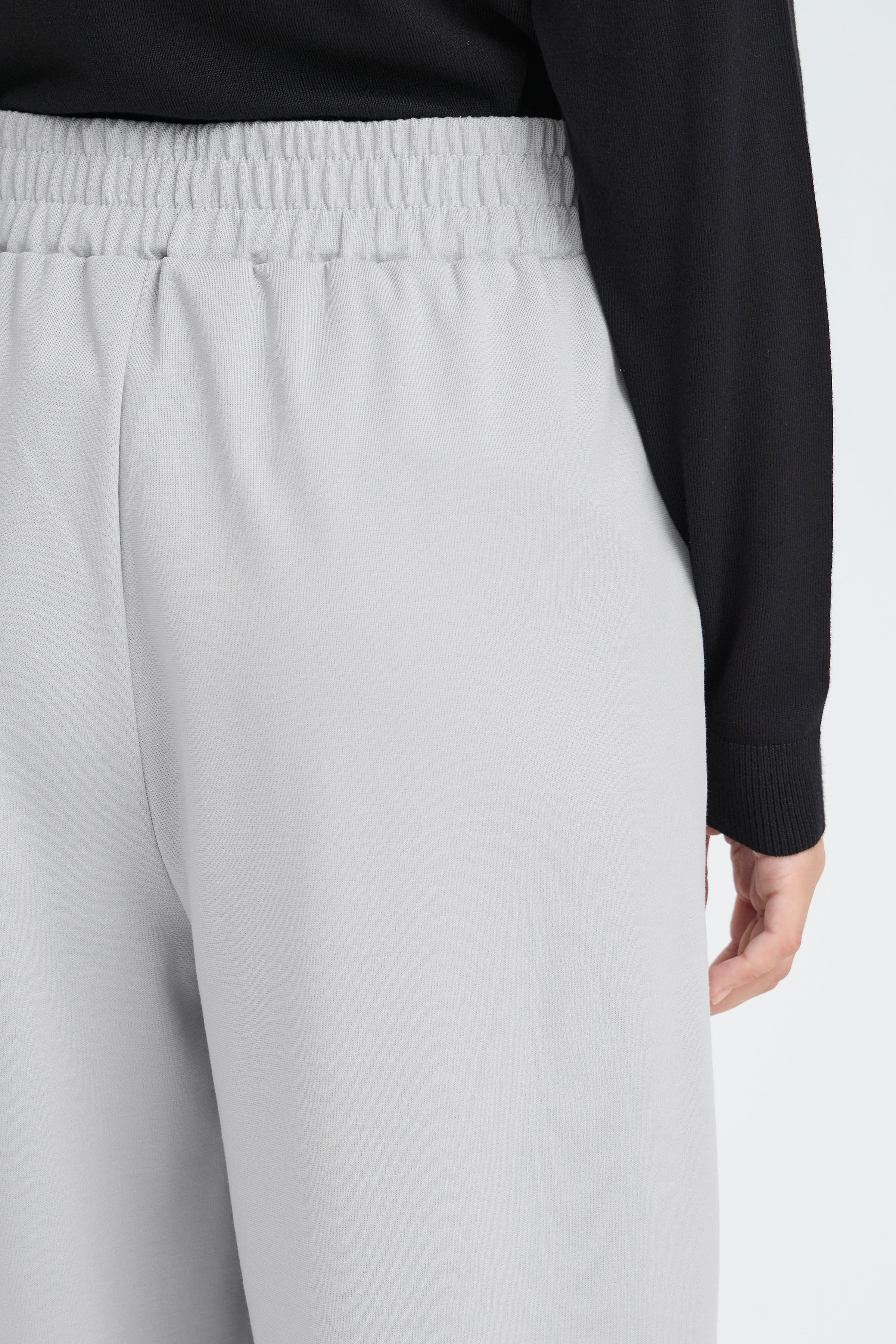 Kate Barrel Trouser in Sleet Grey