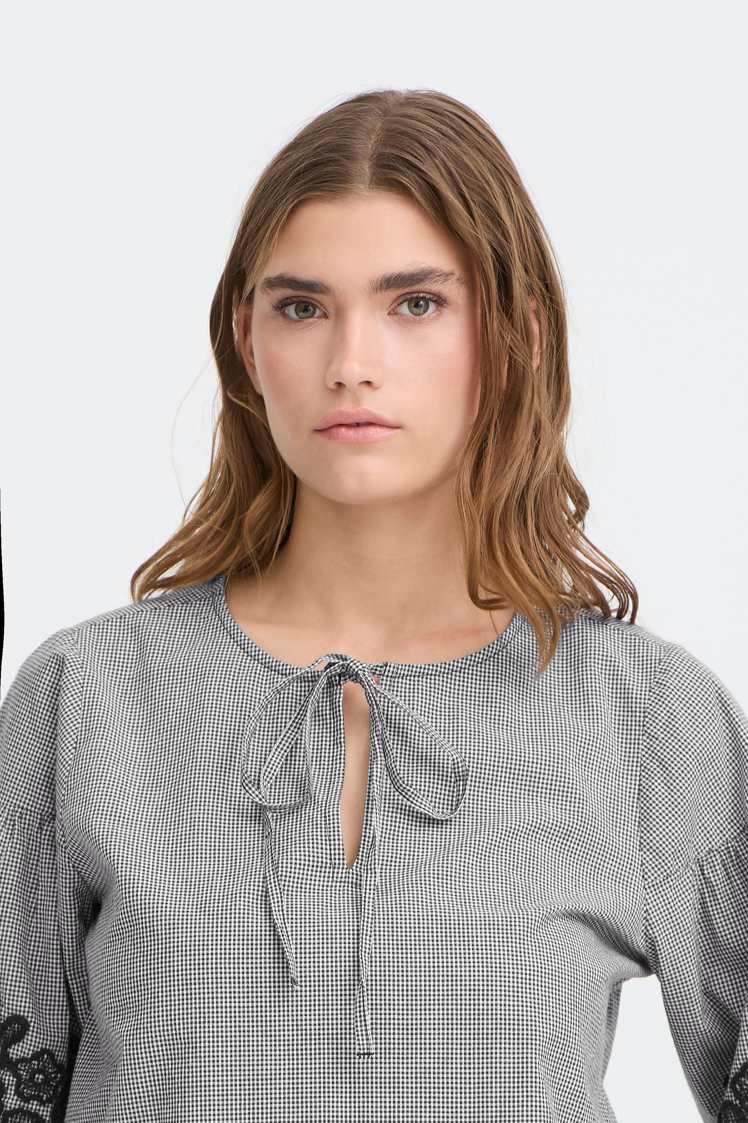 Floza Blouse in Total Eclipse