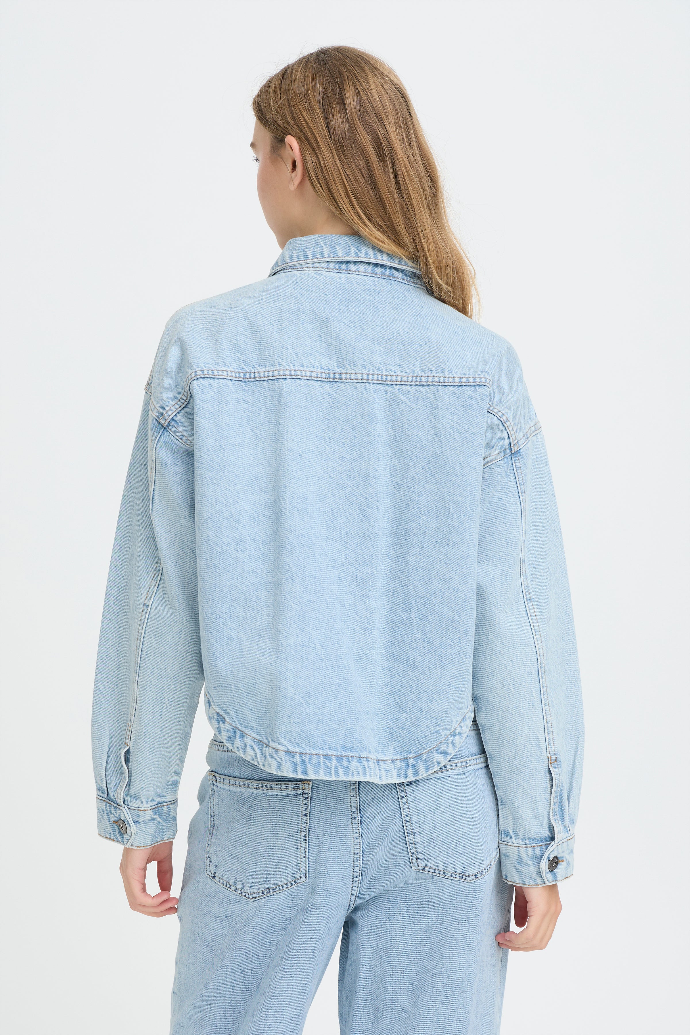 Bauve Denim Jacket in Light Blue Washed