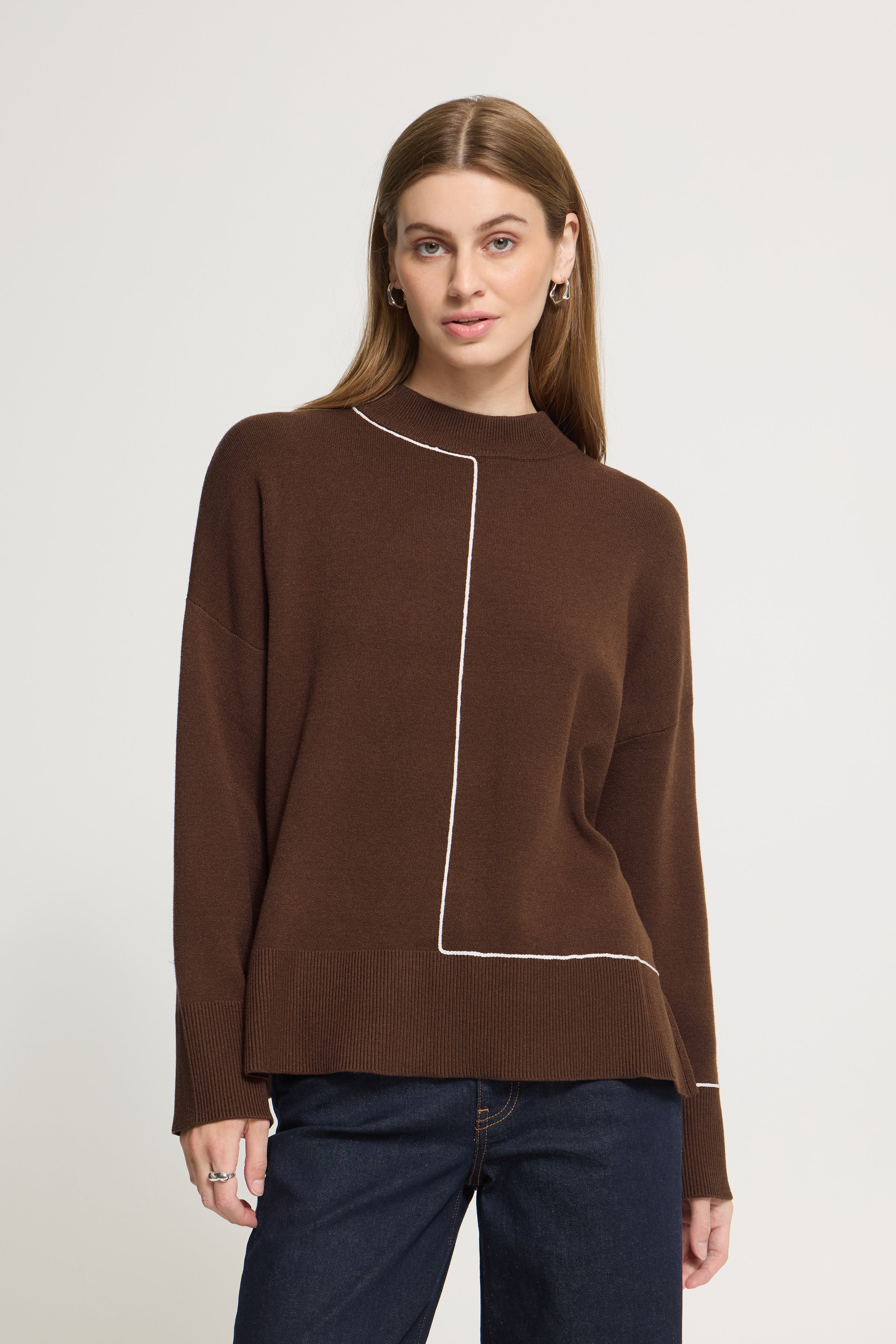 Ballia Pullover in Chicory Coffee/Cloud Dancer