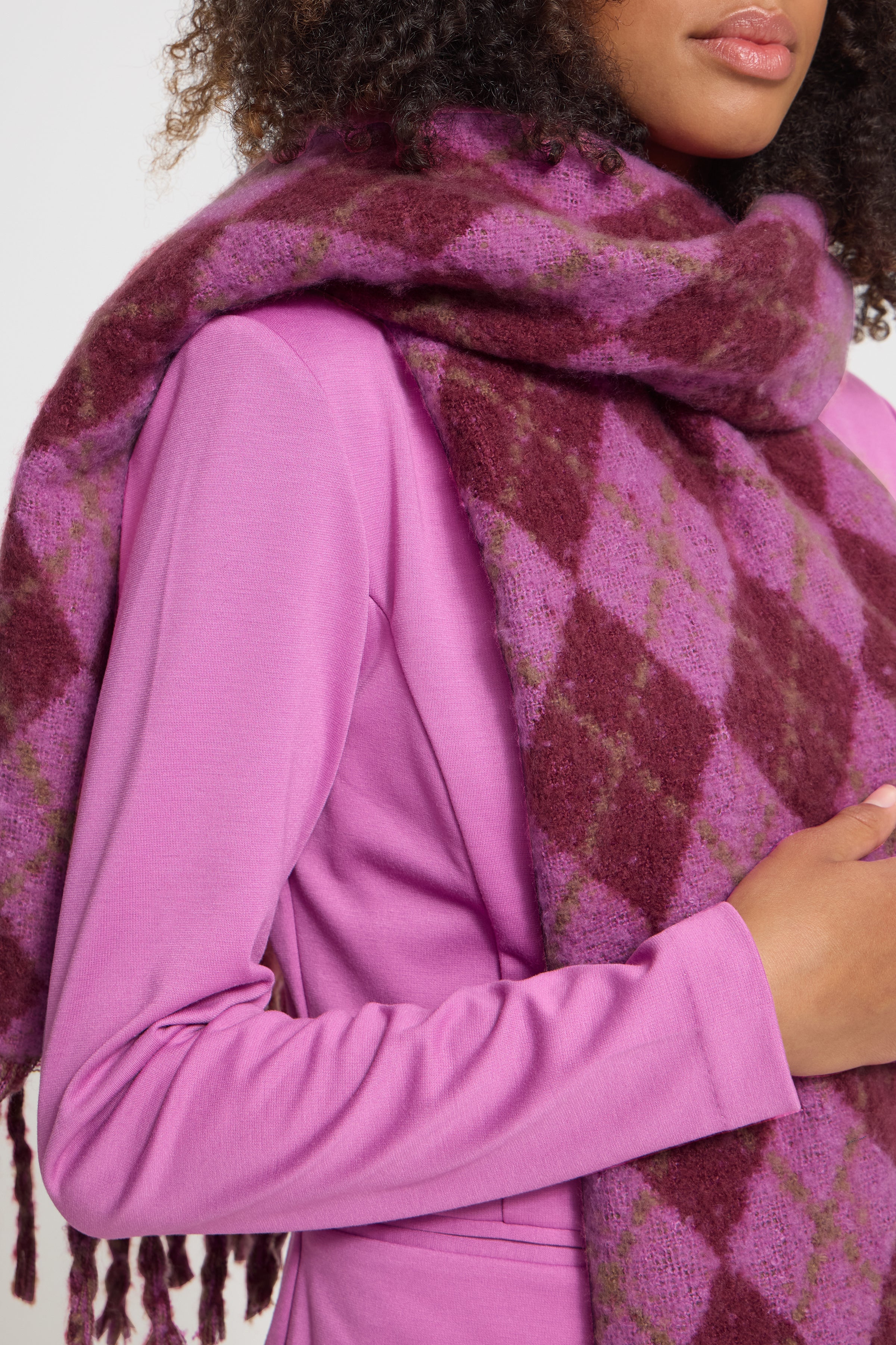 Dahlia Scarf in Rhododendron