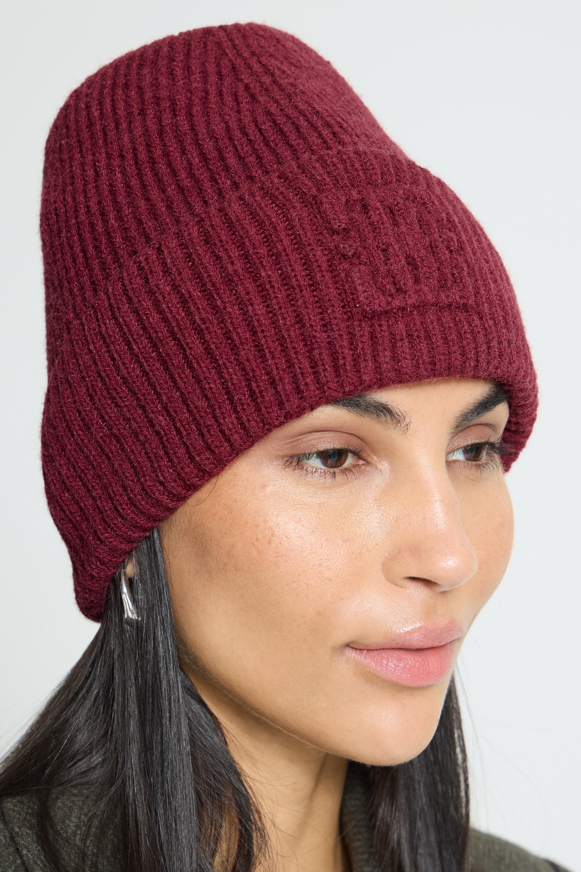 Gaia Hat in Rhododendron