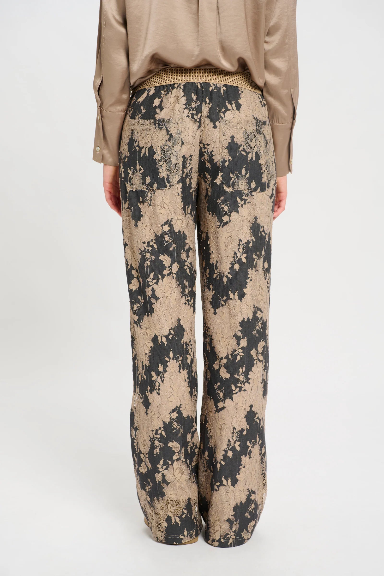 Laci Pants in Grey/Sand