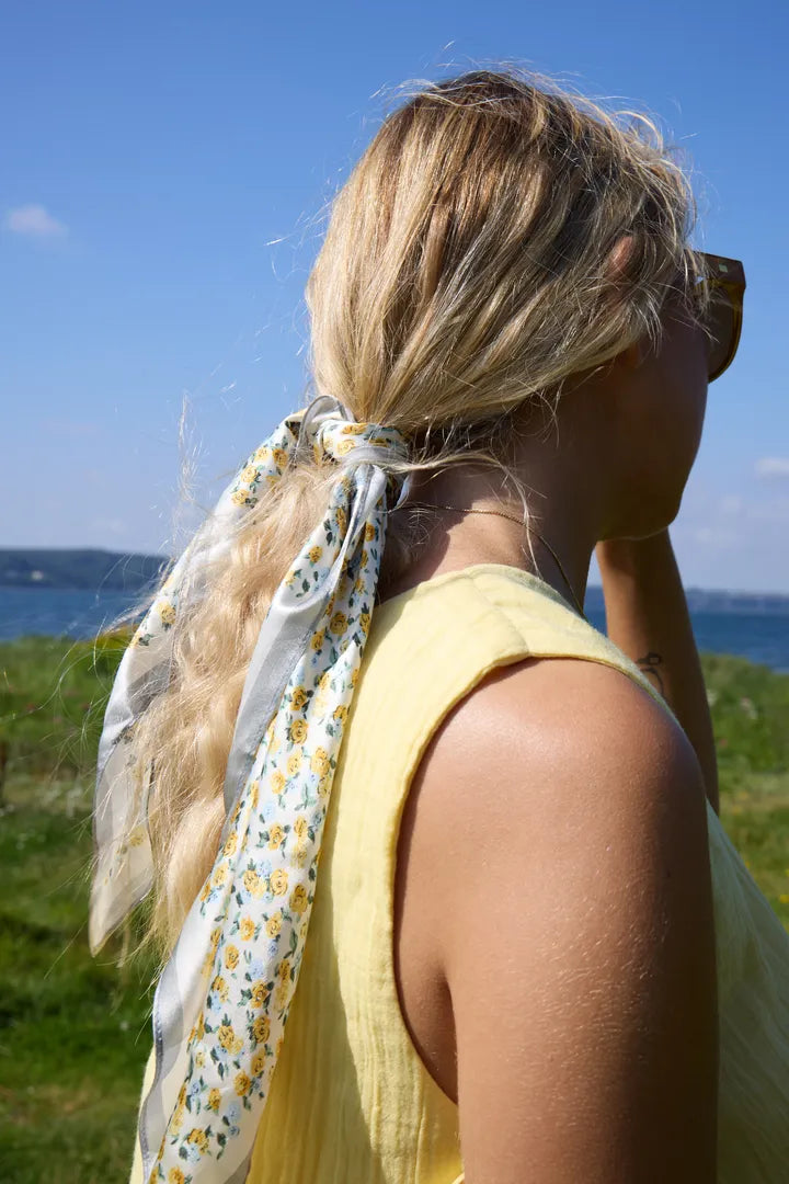 Smilla Scarf in Mellow Yellow