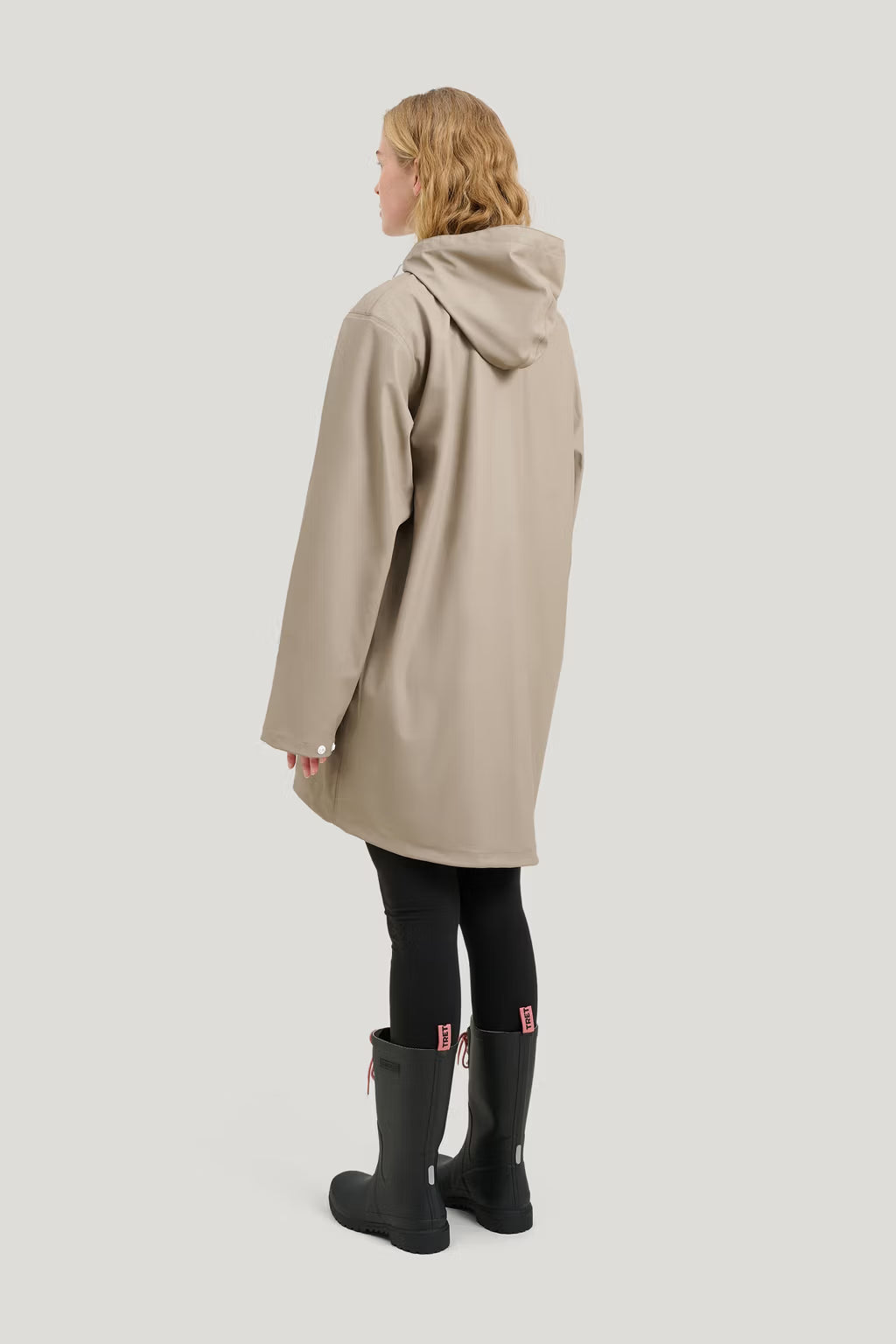 Wings Rain Jacket in Brown