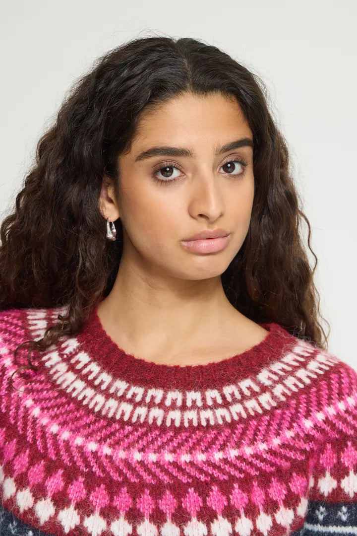 Cylle Pullover in Zinfandel