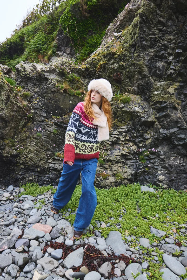Cylle Pullover in Zinfandel