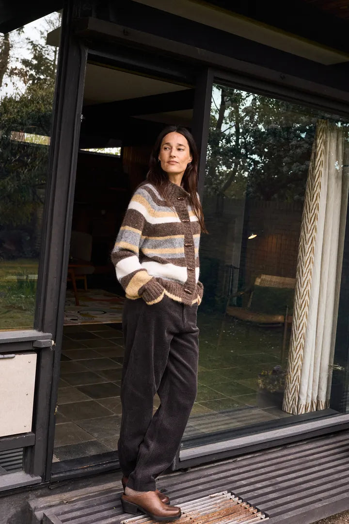 Essy Tapered Leg Trouser in Espresso