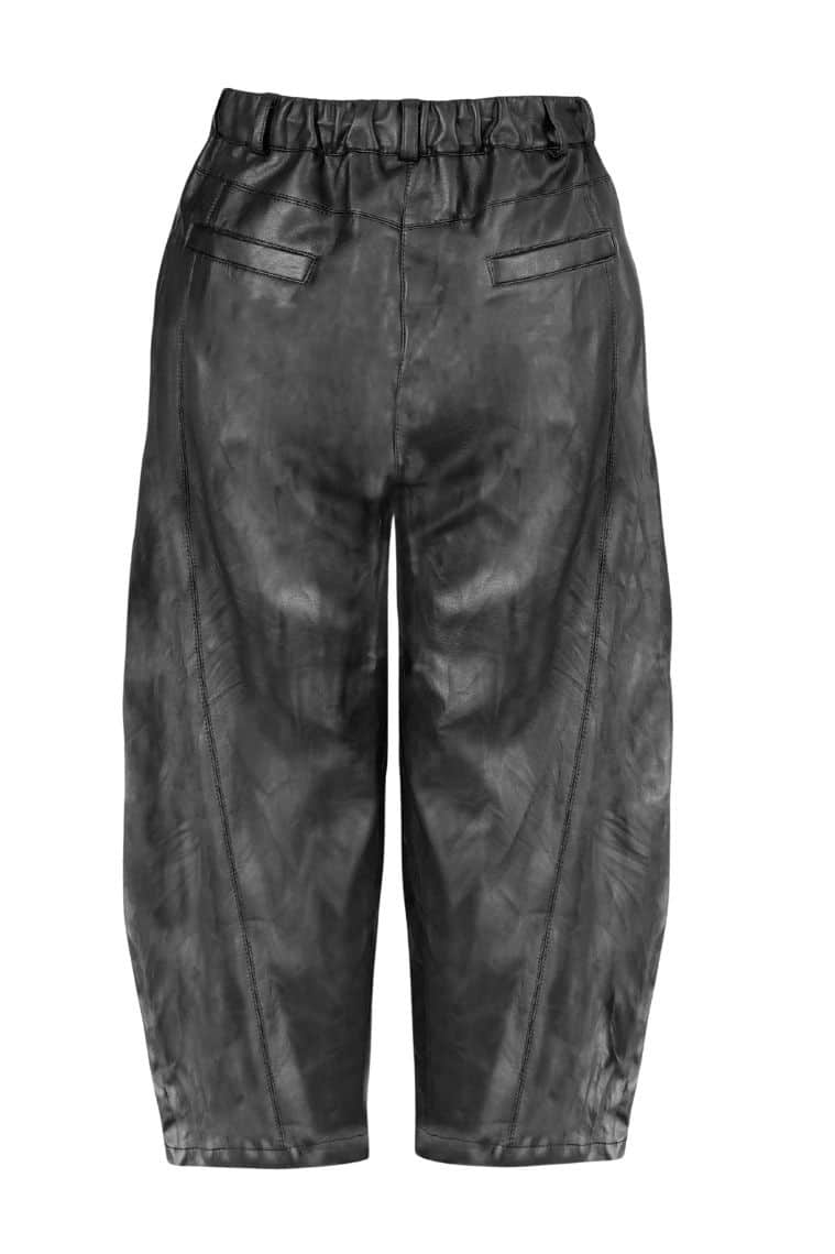 Topstitched Round Shaped Trousers in Black
