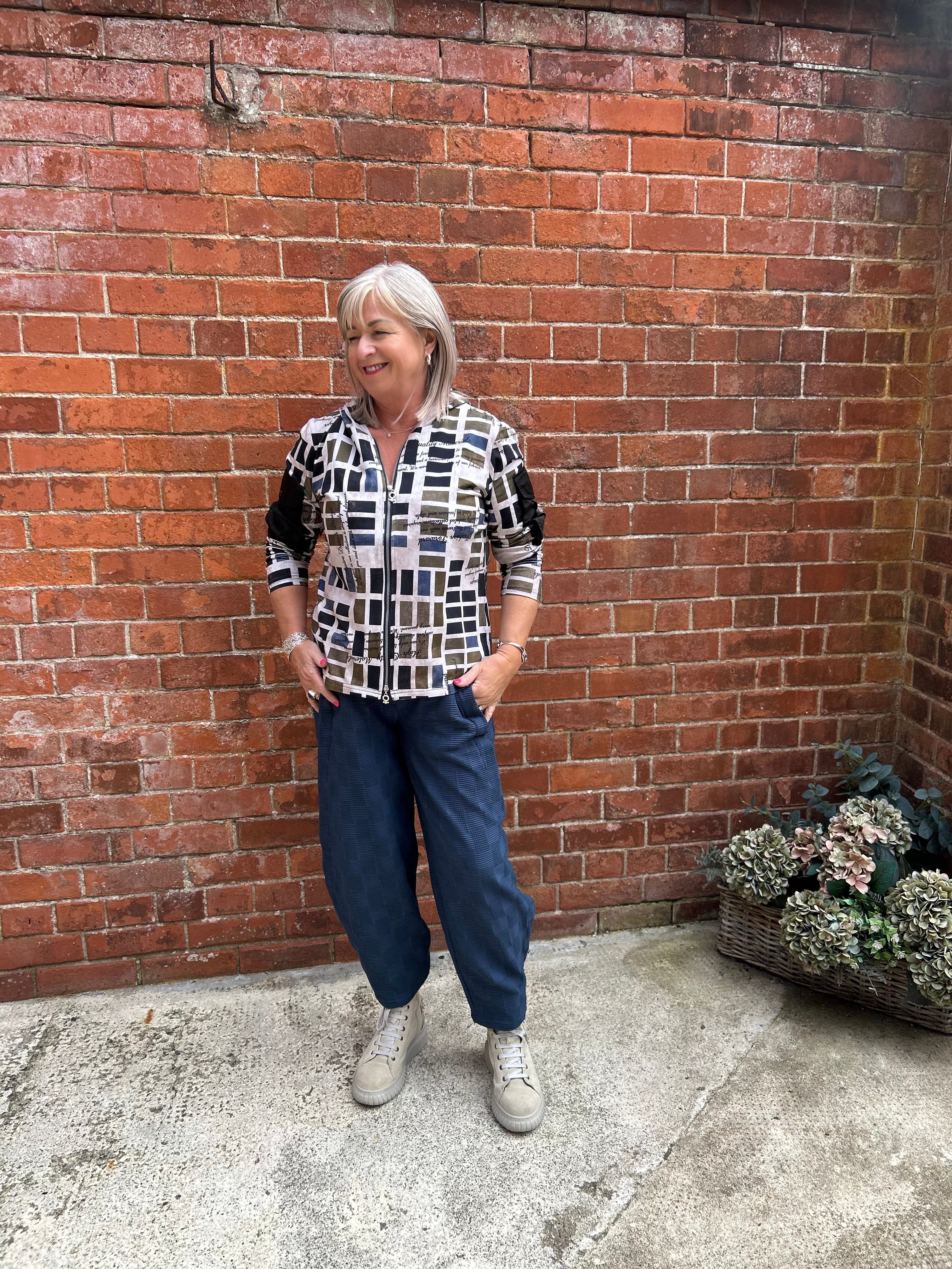 Bubble Barrel Trousers in Blue