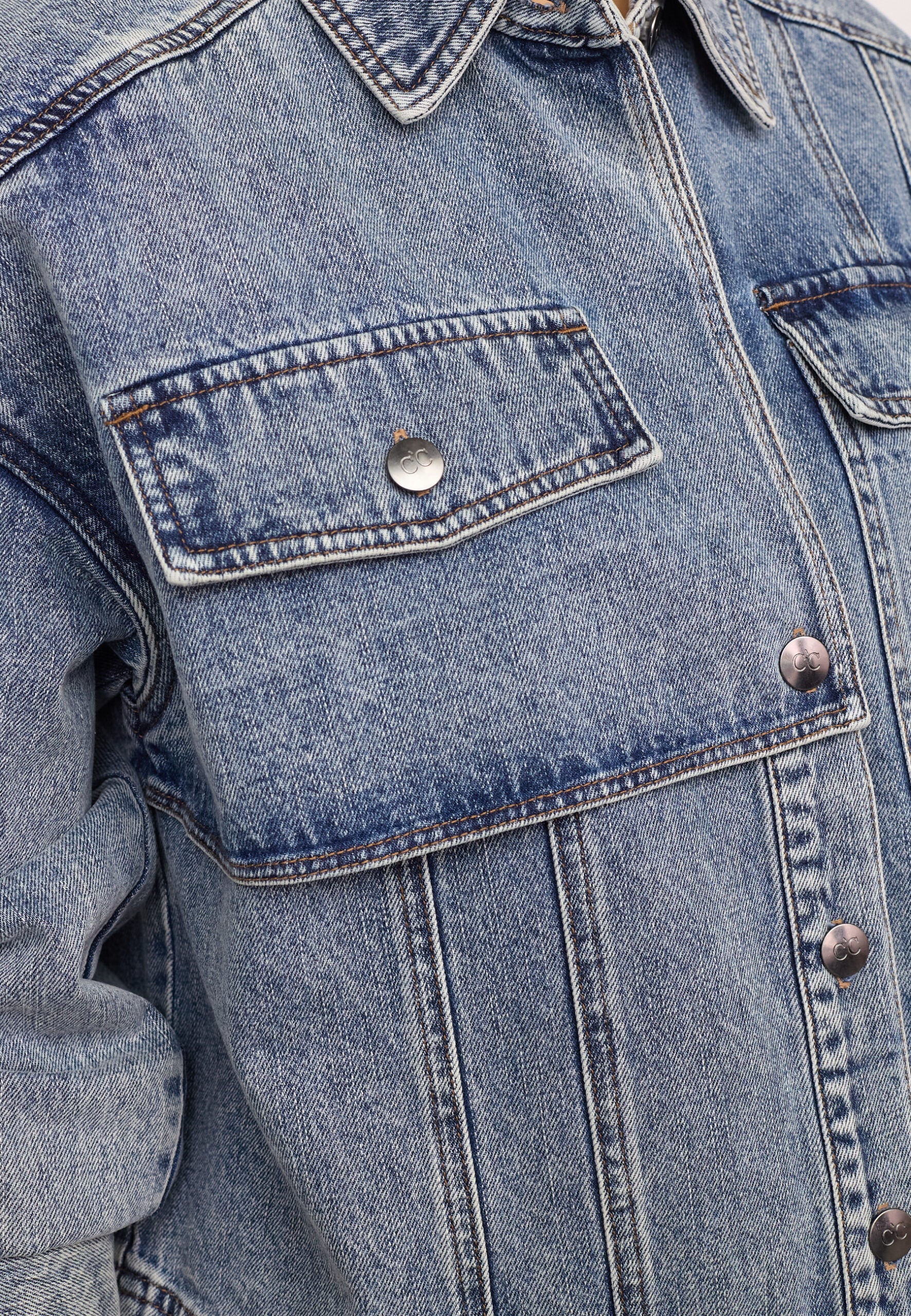 Denicecc Denim Jacket in Bleach Denim