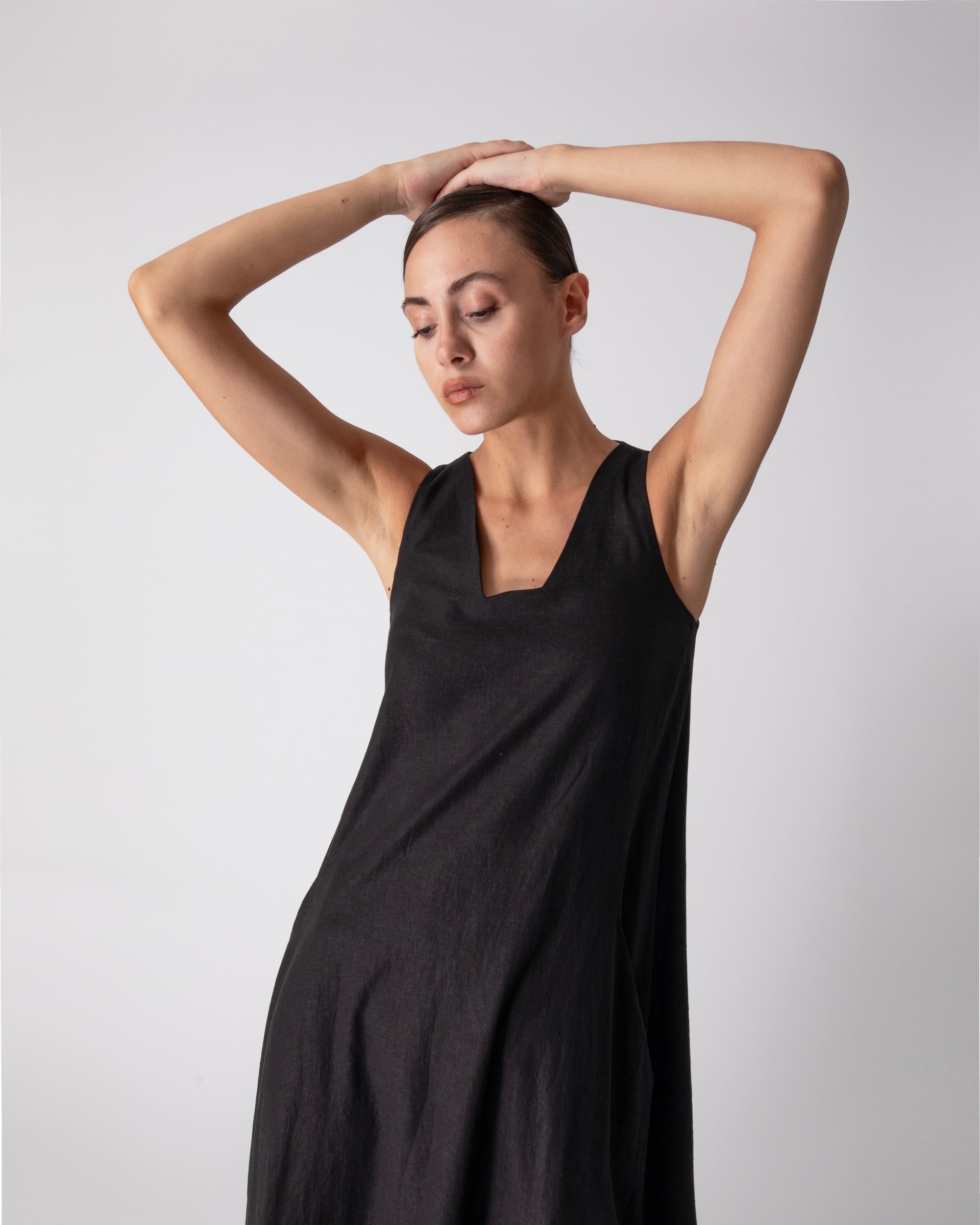 Hameria Dress in Black