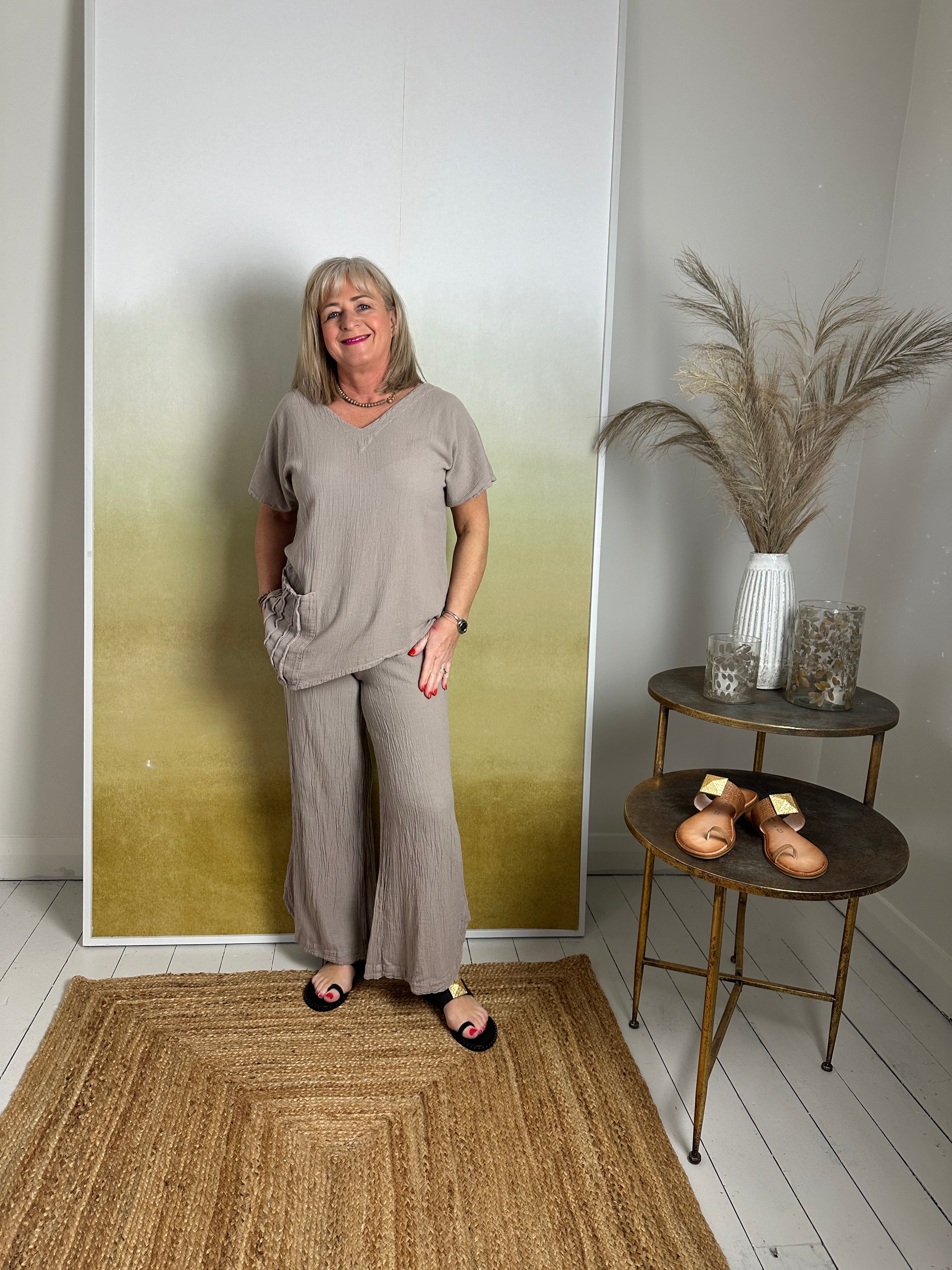 Polly Top in Taupe
