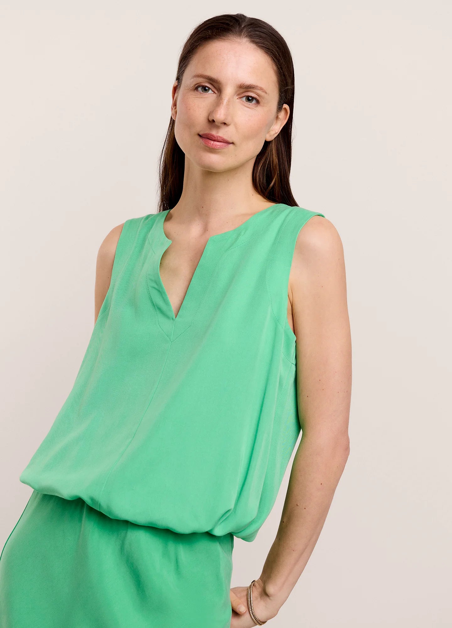 Sleeveless Top with V-Slit in Island Green