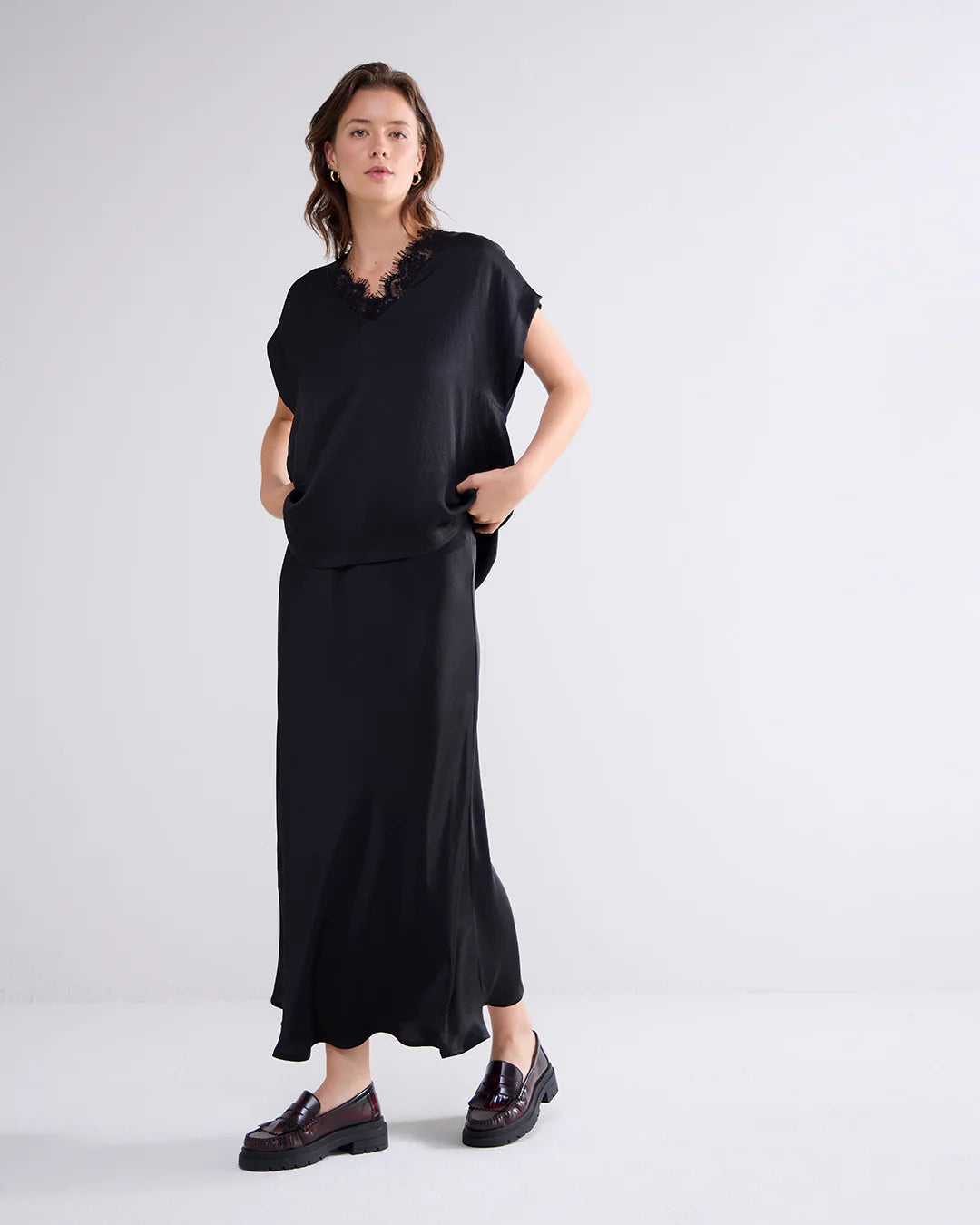 Sleeveless Silky Touch Top in Black