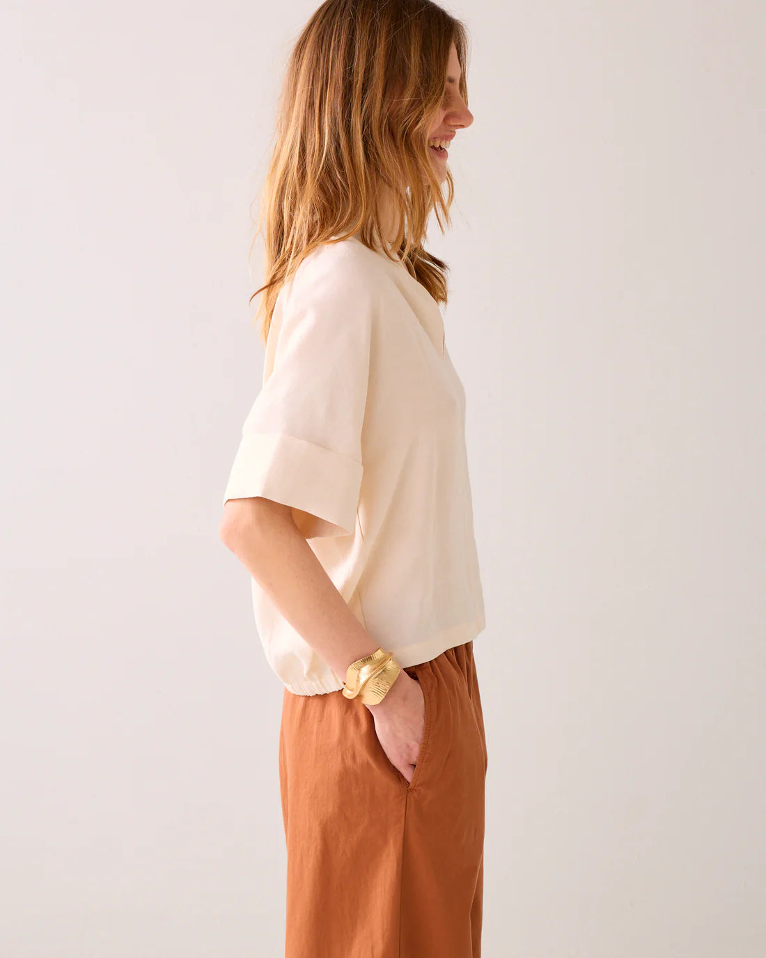 Linen Blend V Neck Top in Ivory