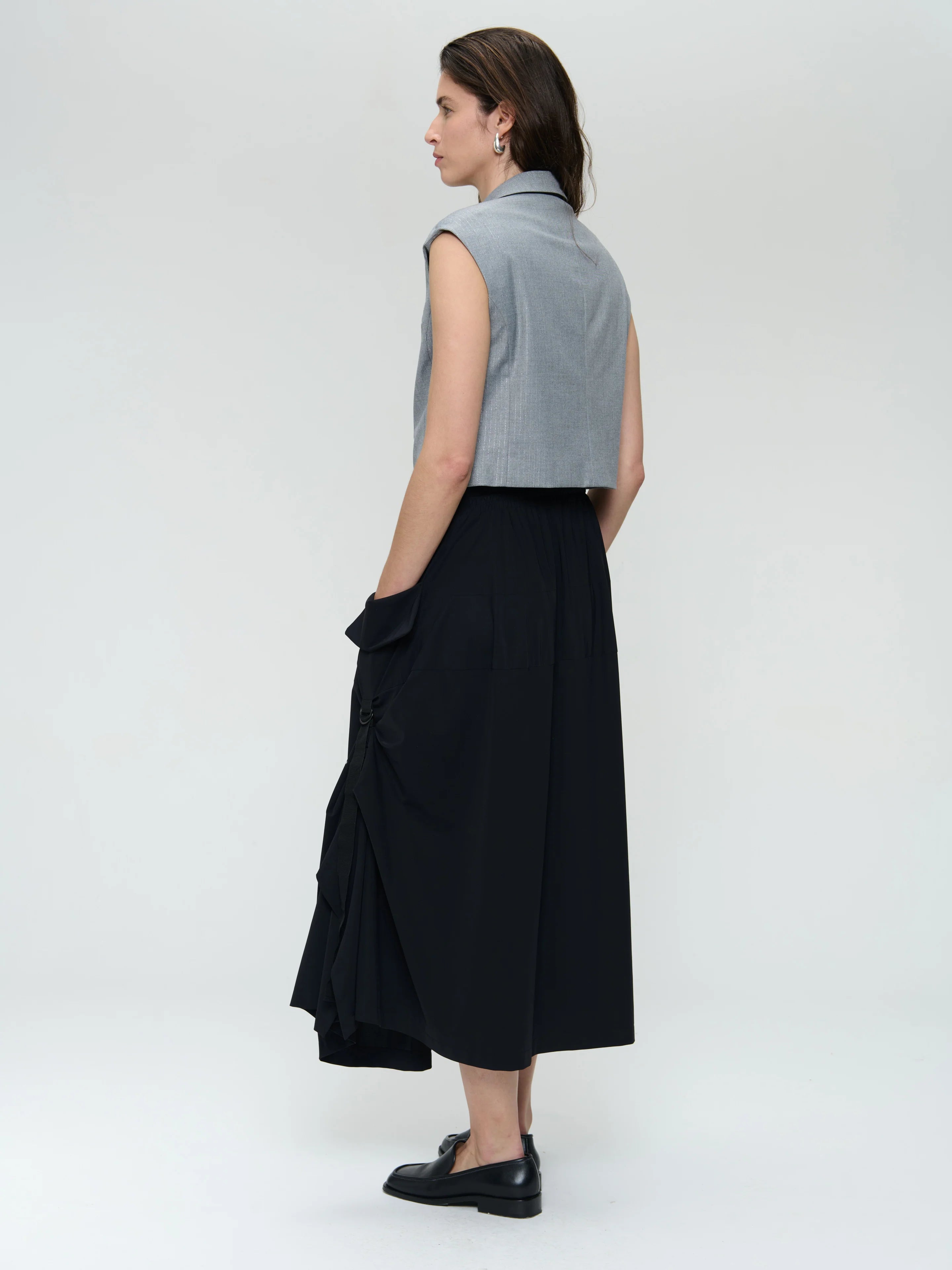 TillyN Shiny Line Vest in Grey