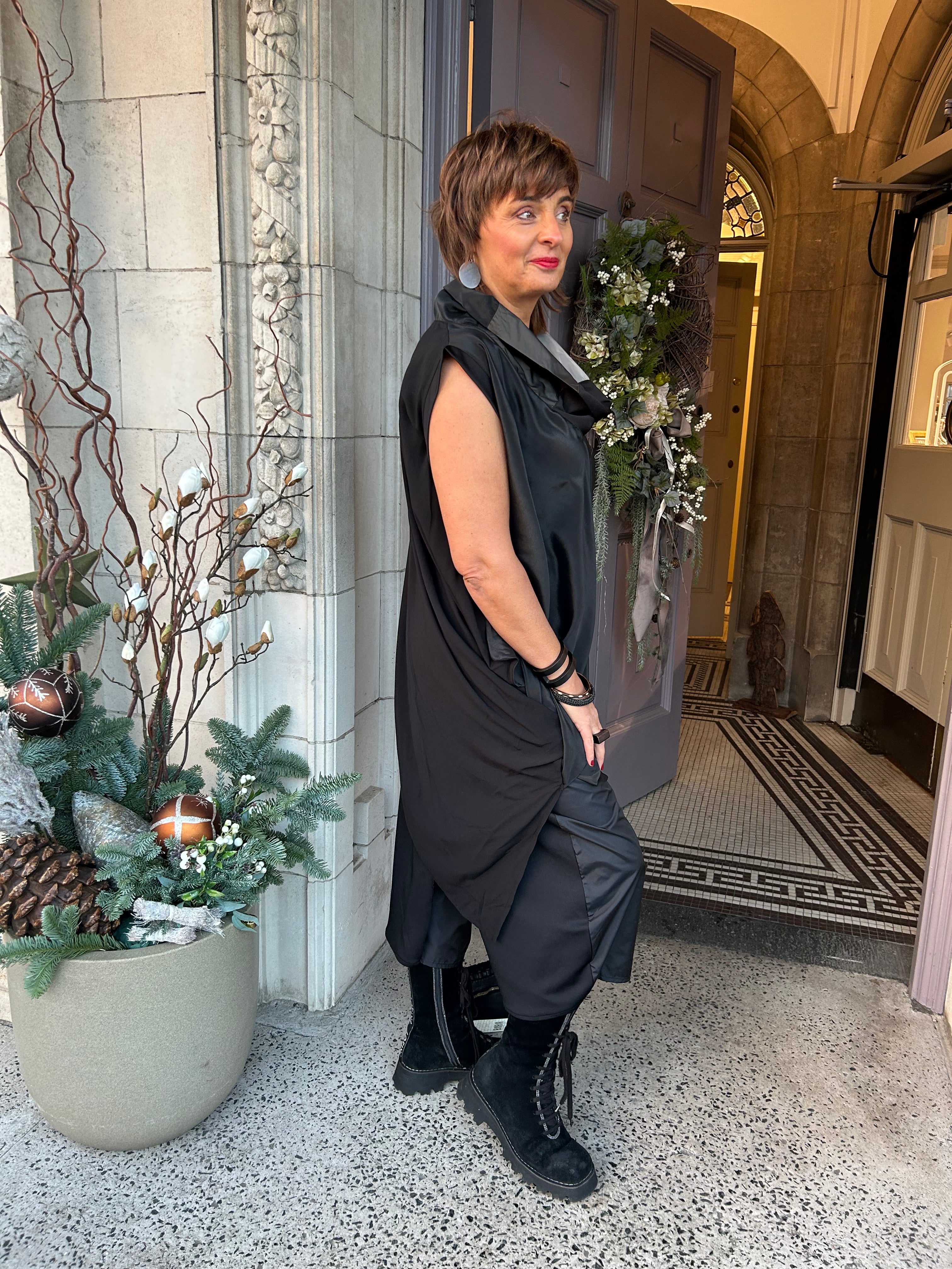 Sateen Culotte in Black