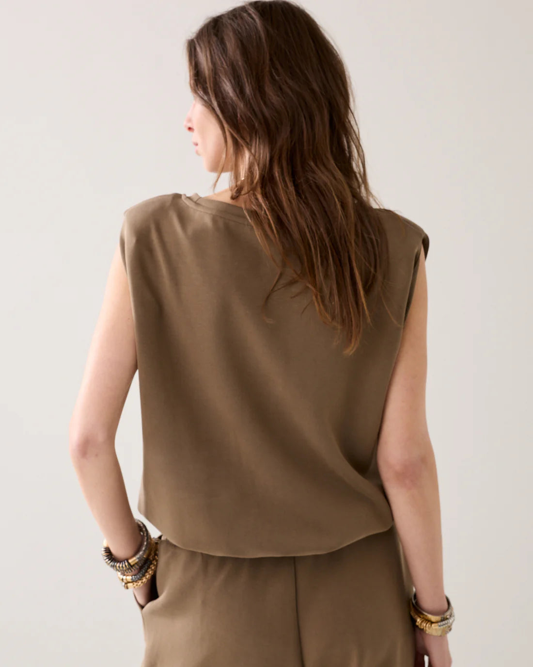 Boxy Soft Scuba Top in Dark clay
