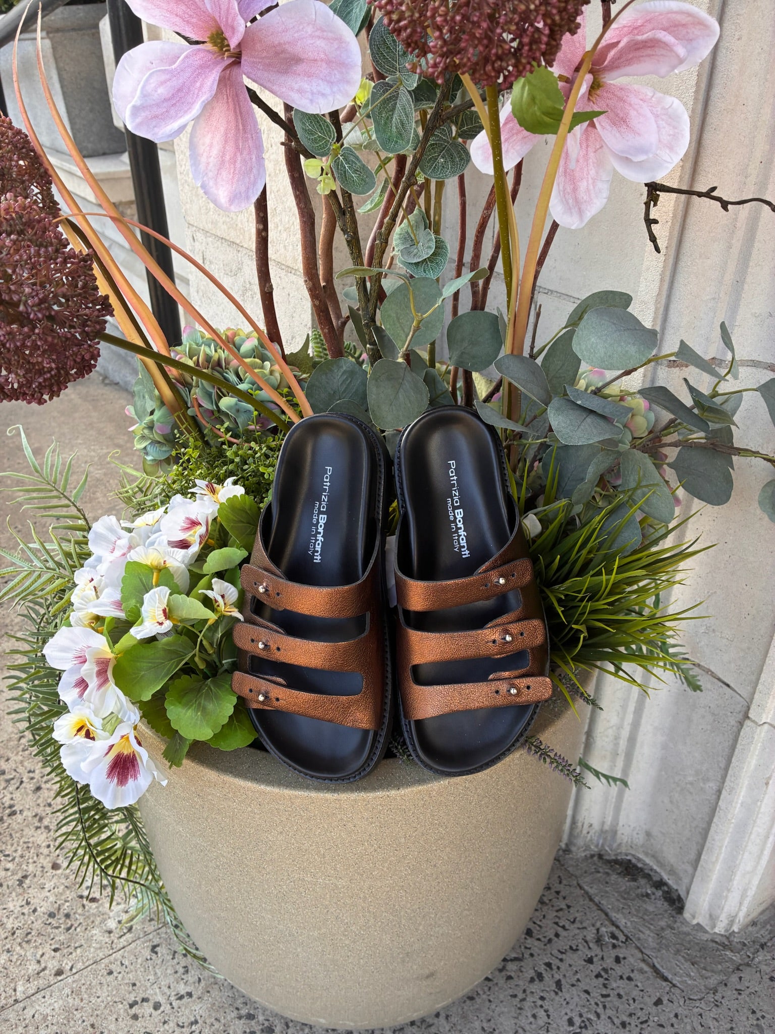 Three Strap Sandal in Silk Nut
