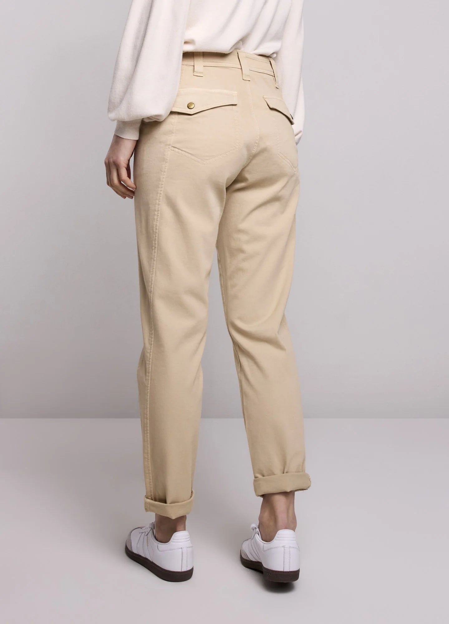 Tapered Trouser in Latte