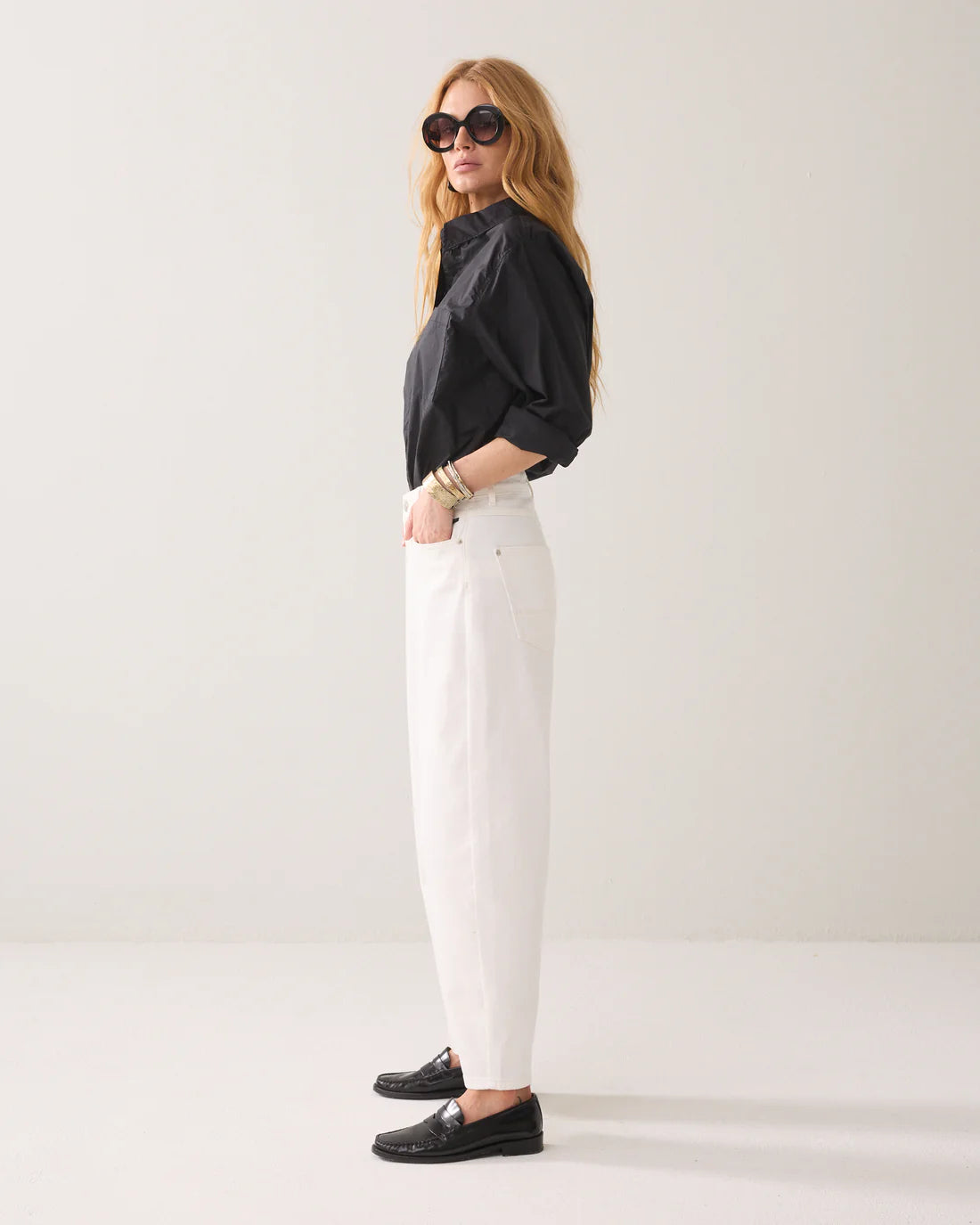 Cocoon Fit Jeans in White Denim