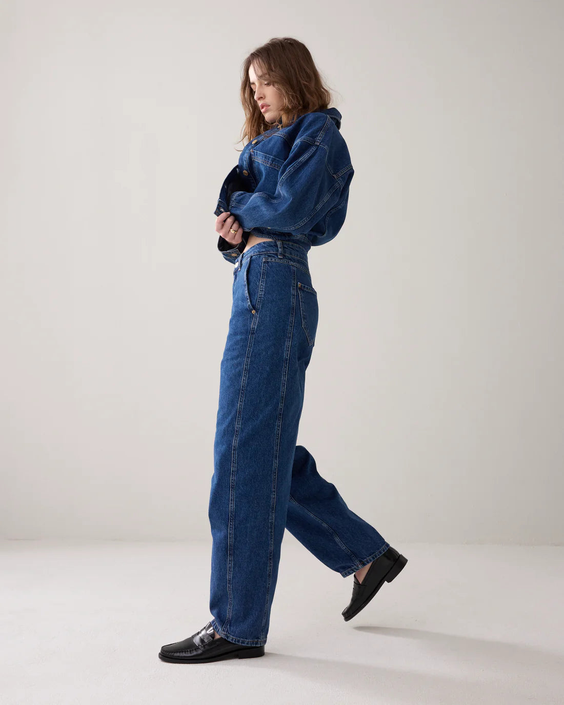 Barrel Fit Jeans in Indigo