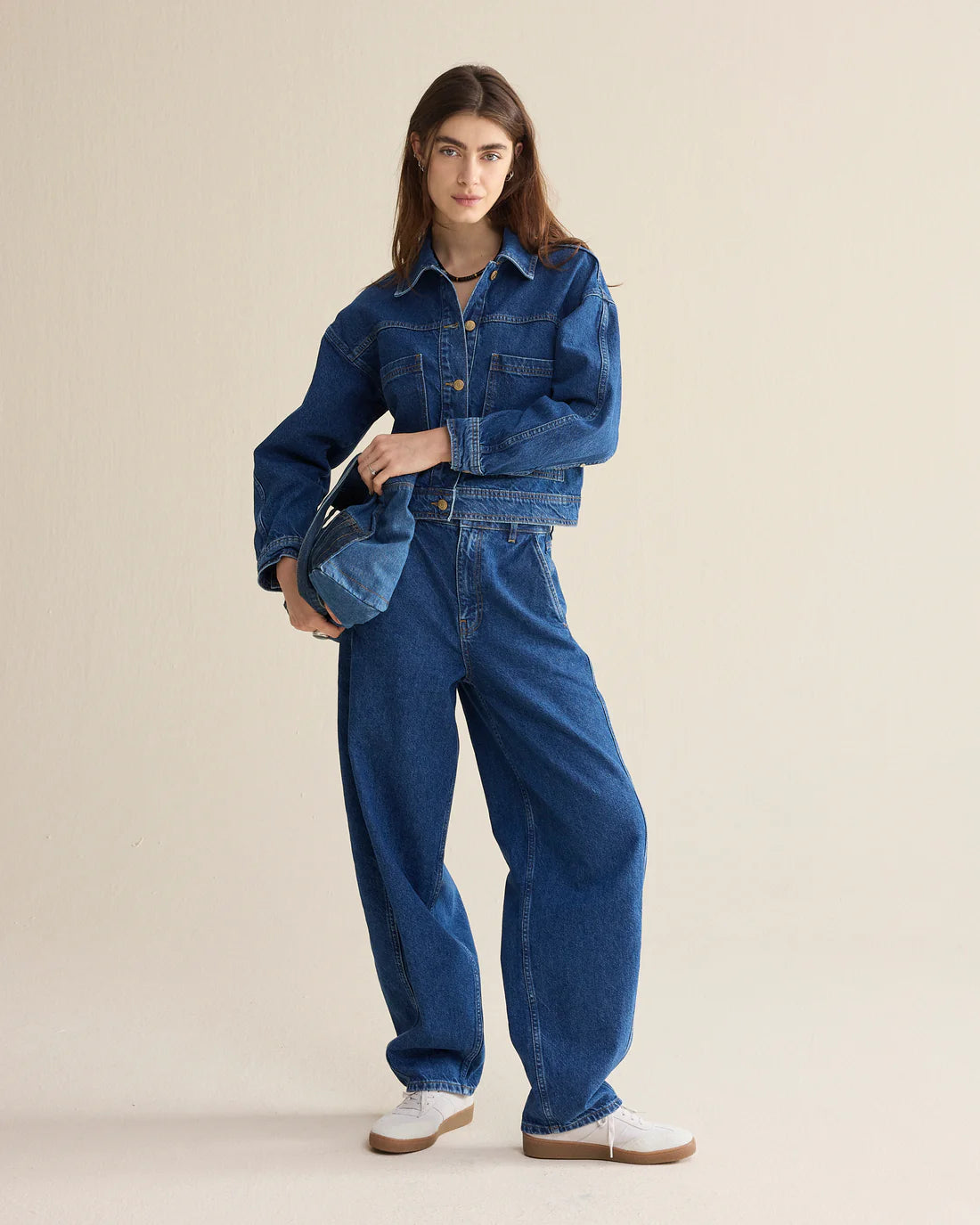 Barrel Fit Jeans in Indigo