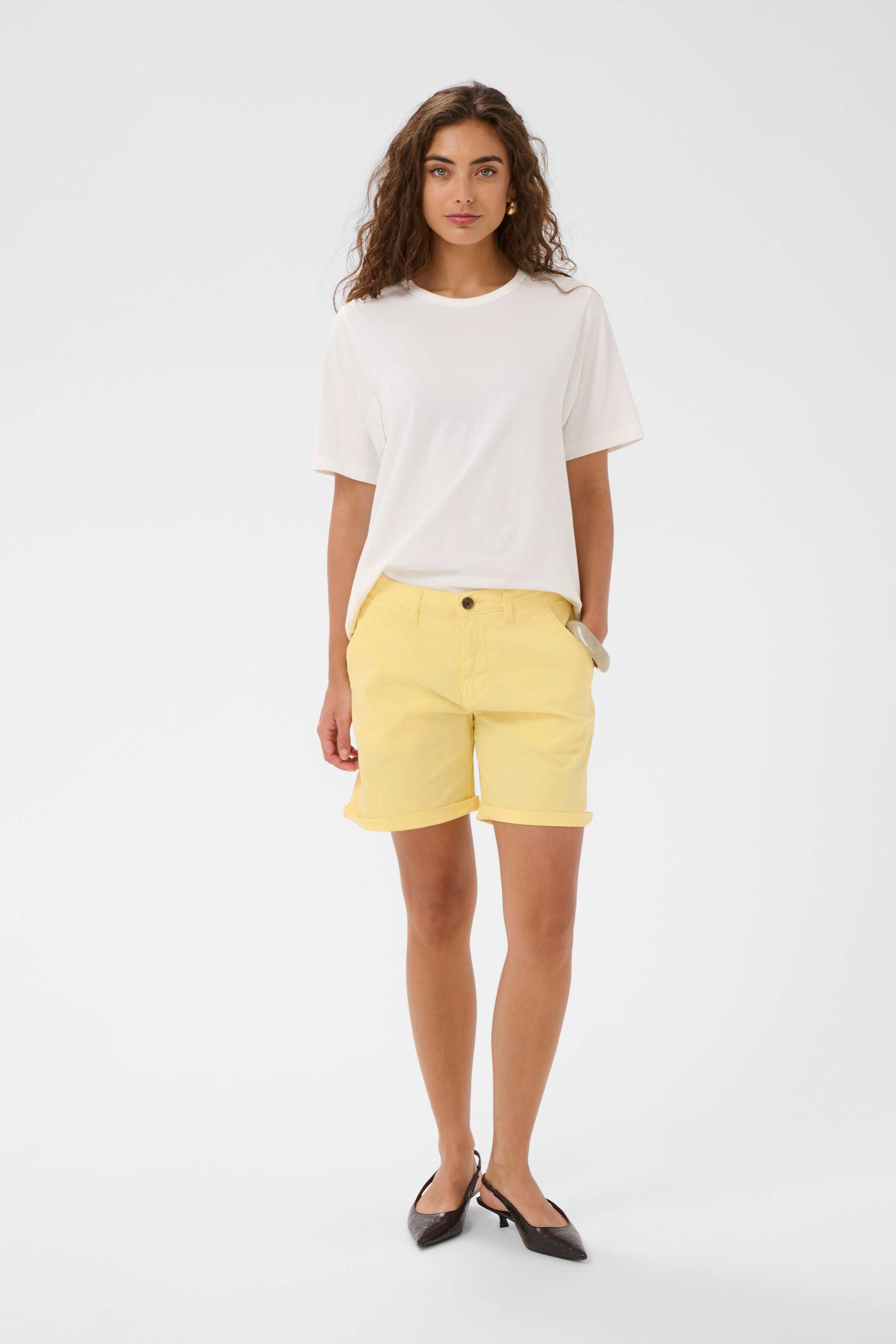 Brita Shorts in Lemon Meringue