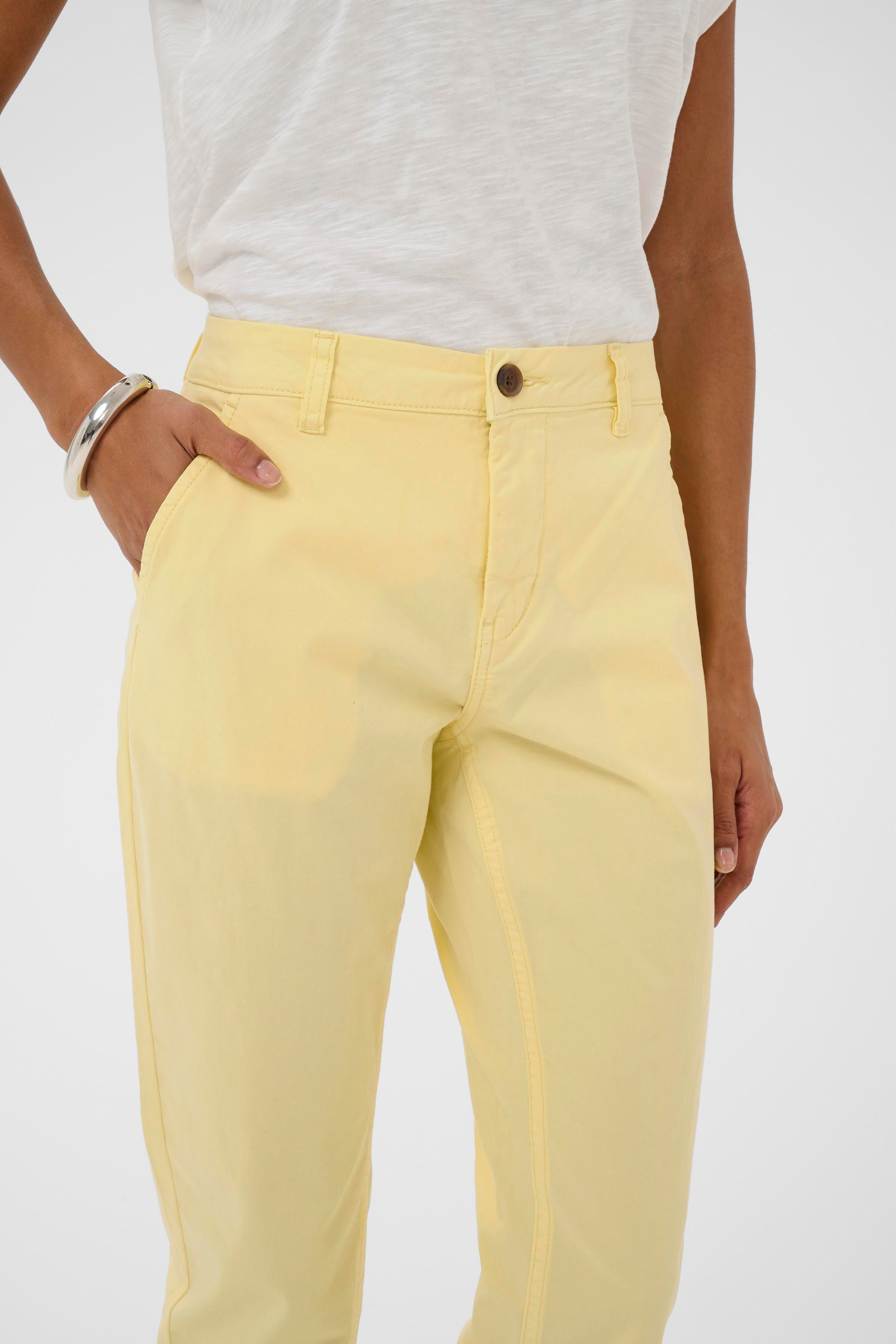 Brita Cropped Pants in Lemon Meringue