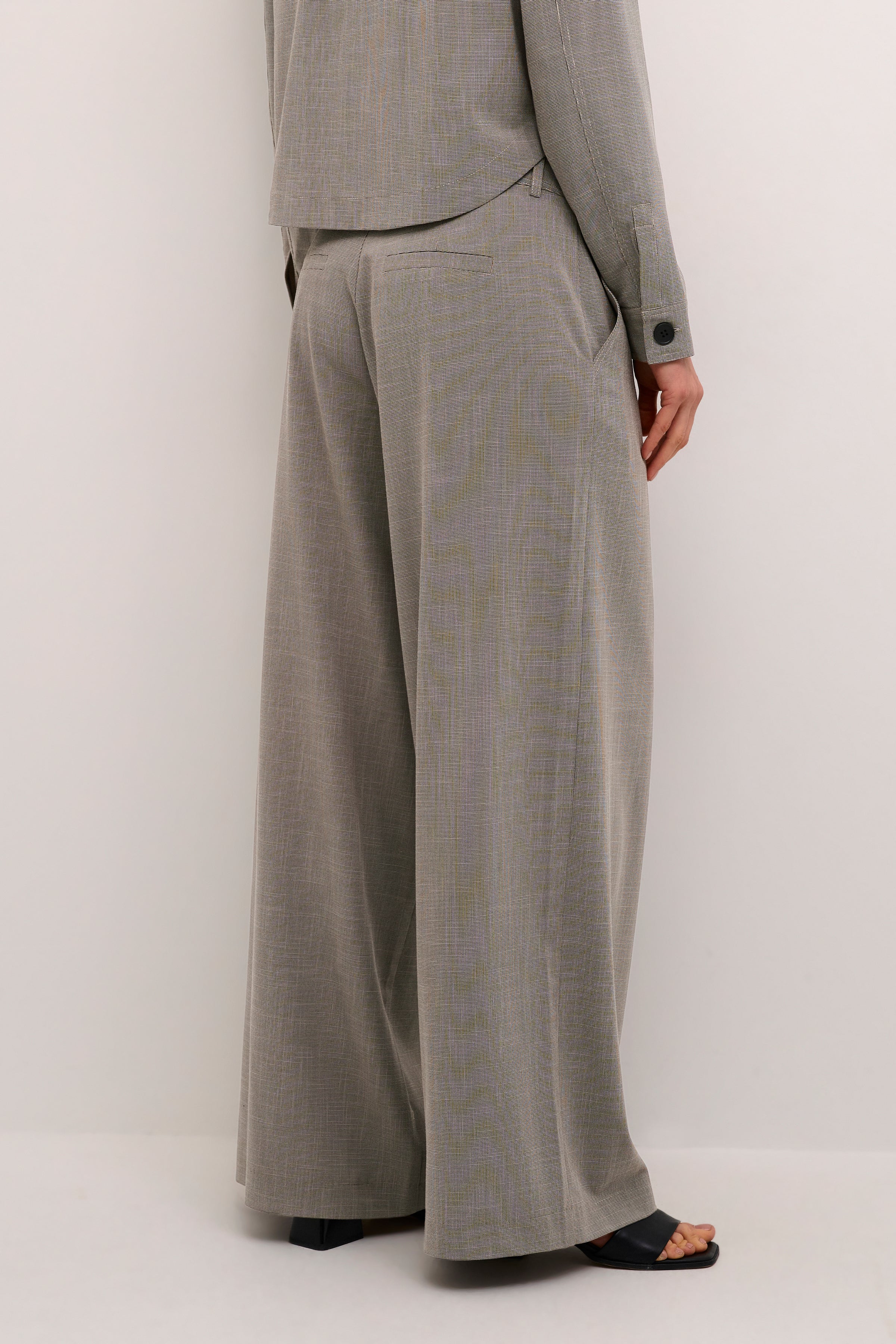 Bartholine Wide Trouser in Dune Check