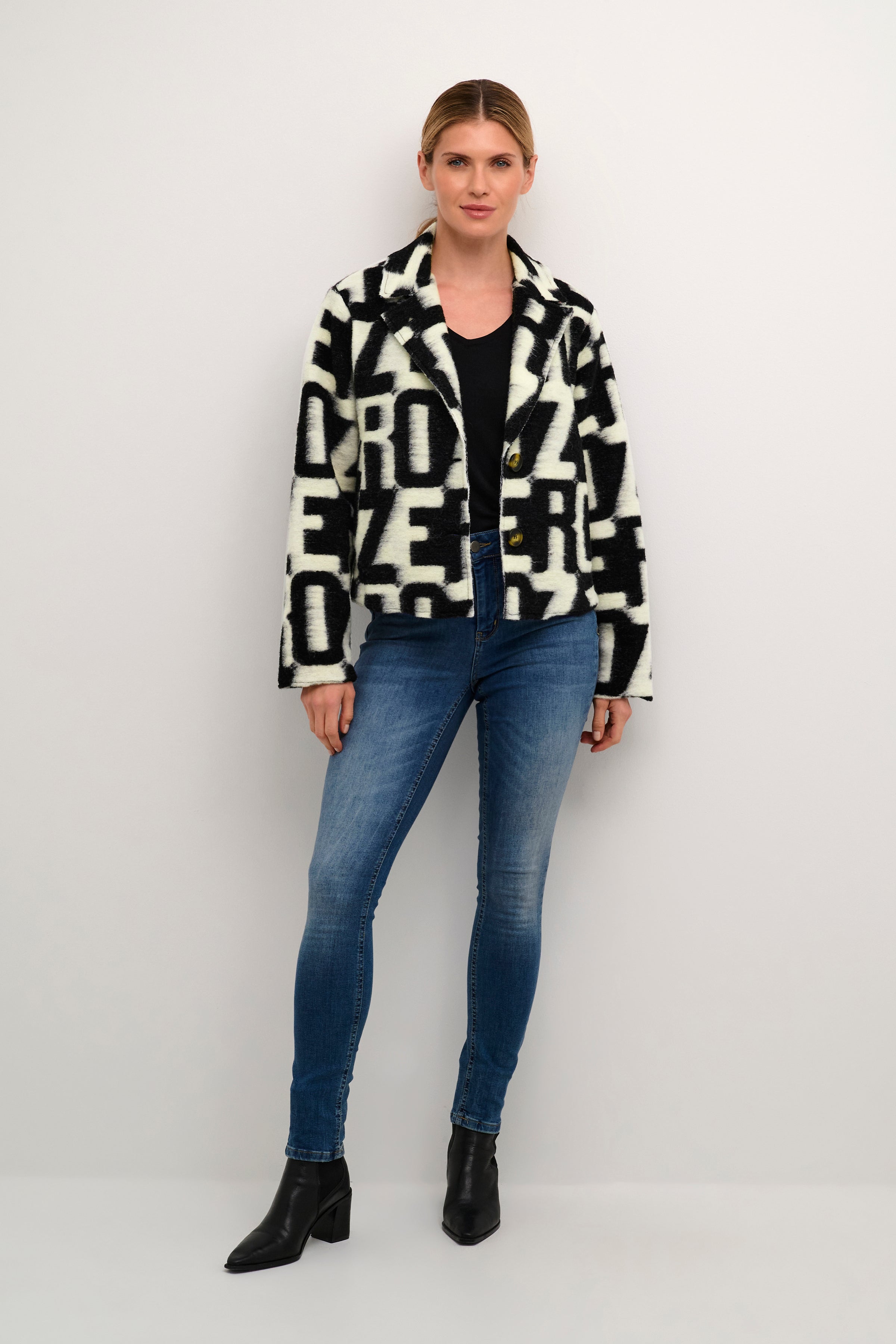 Benitta Letter Short Jacket in Black/Whitecap