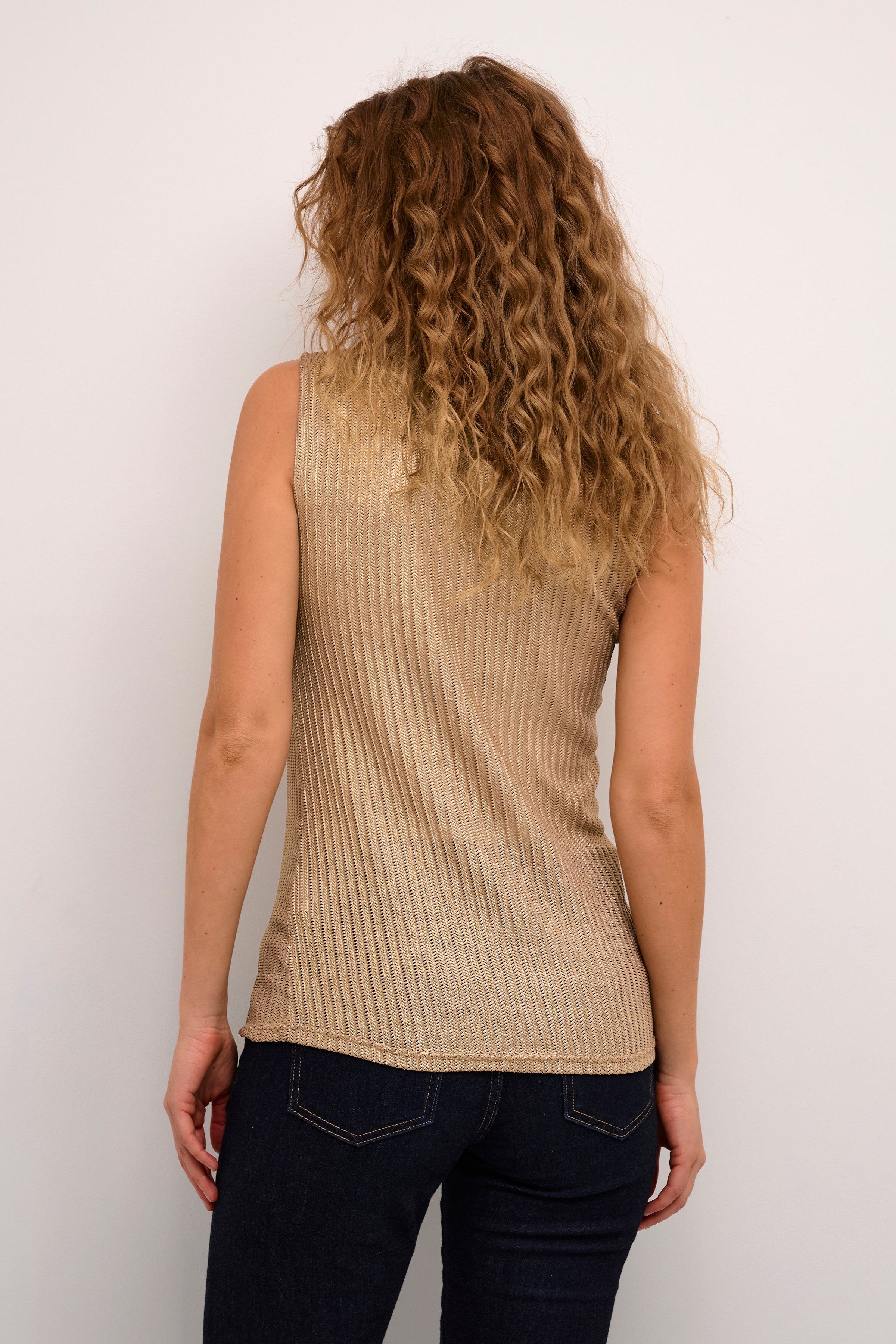 Anja Top in Gold