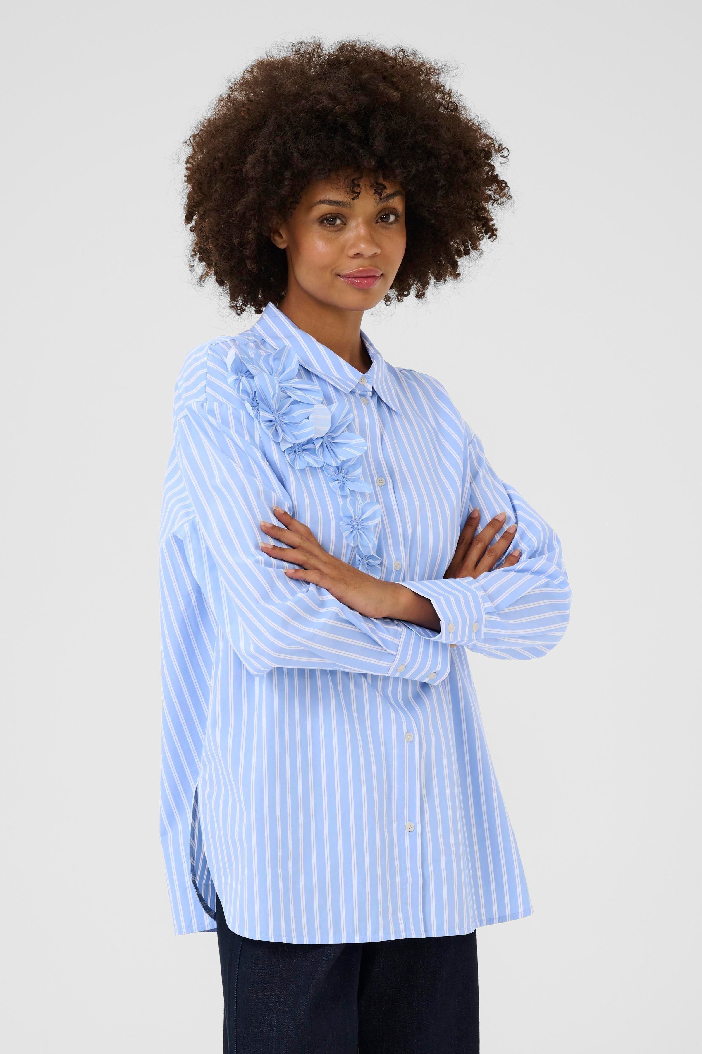 Lora Shirt in Blue/White Stripe