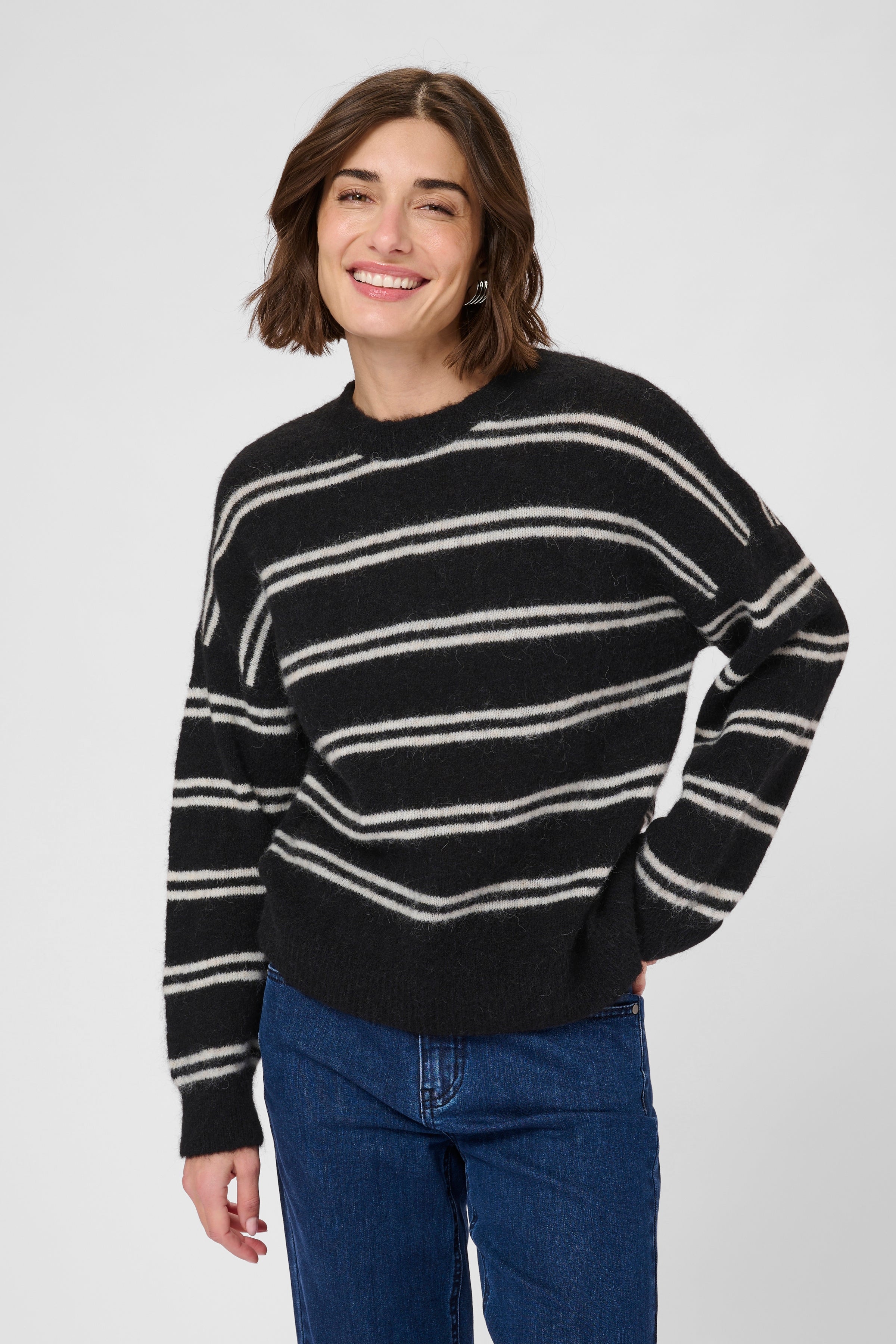 Berni Cacheia Pullover in Black/Whitecap