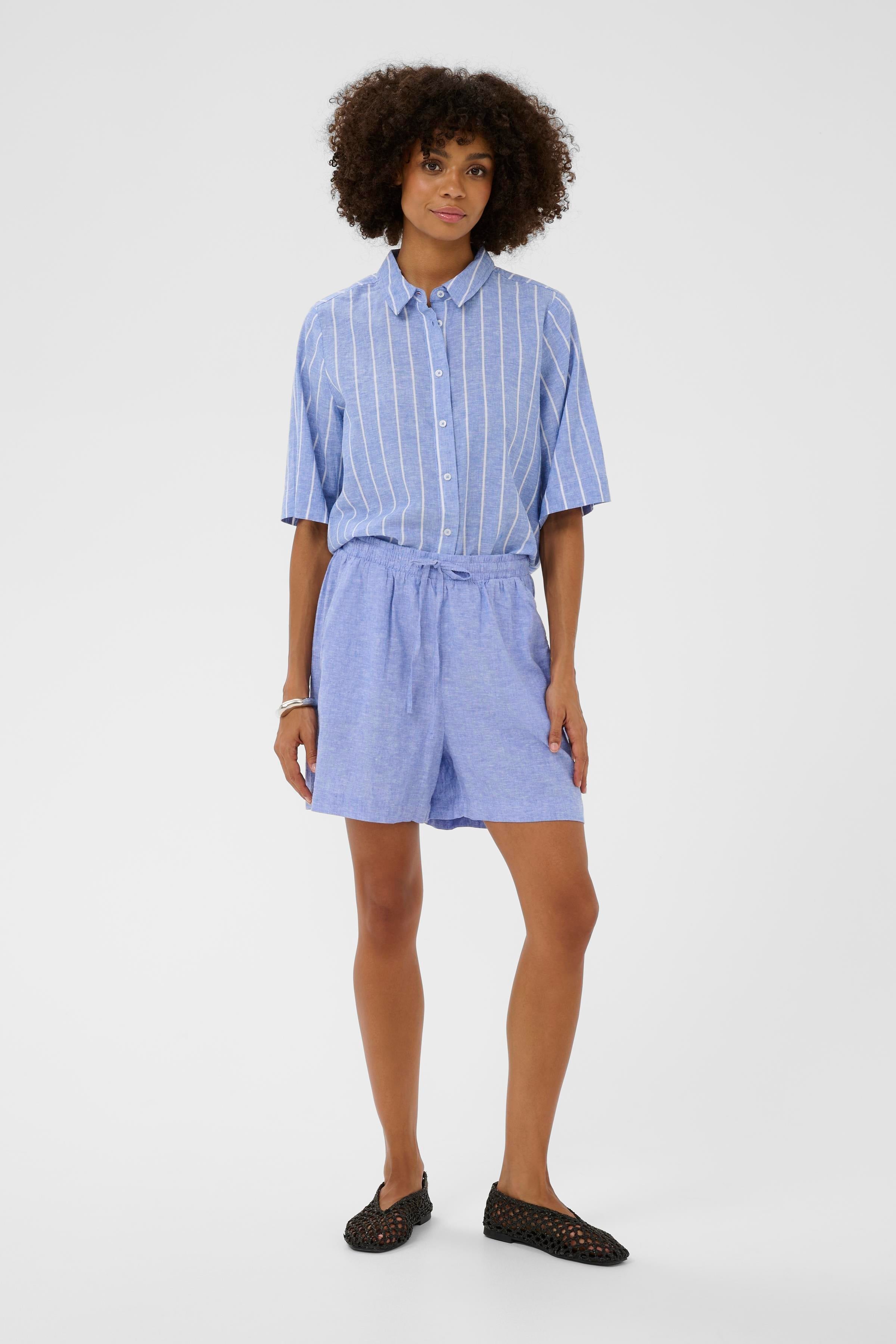 Arletty Shorts in Powder Blue/Spring Gardenia