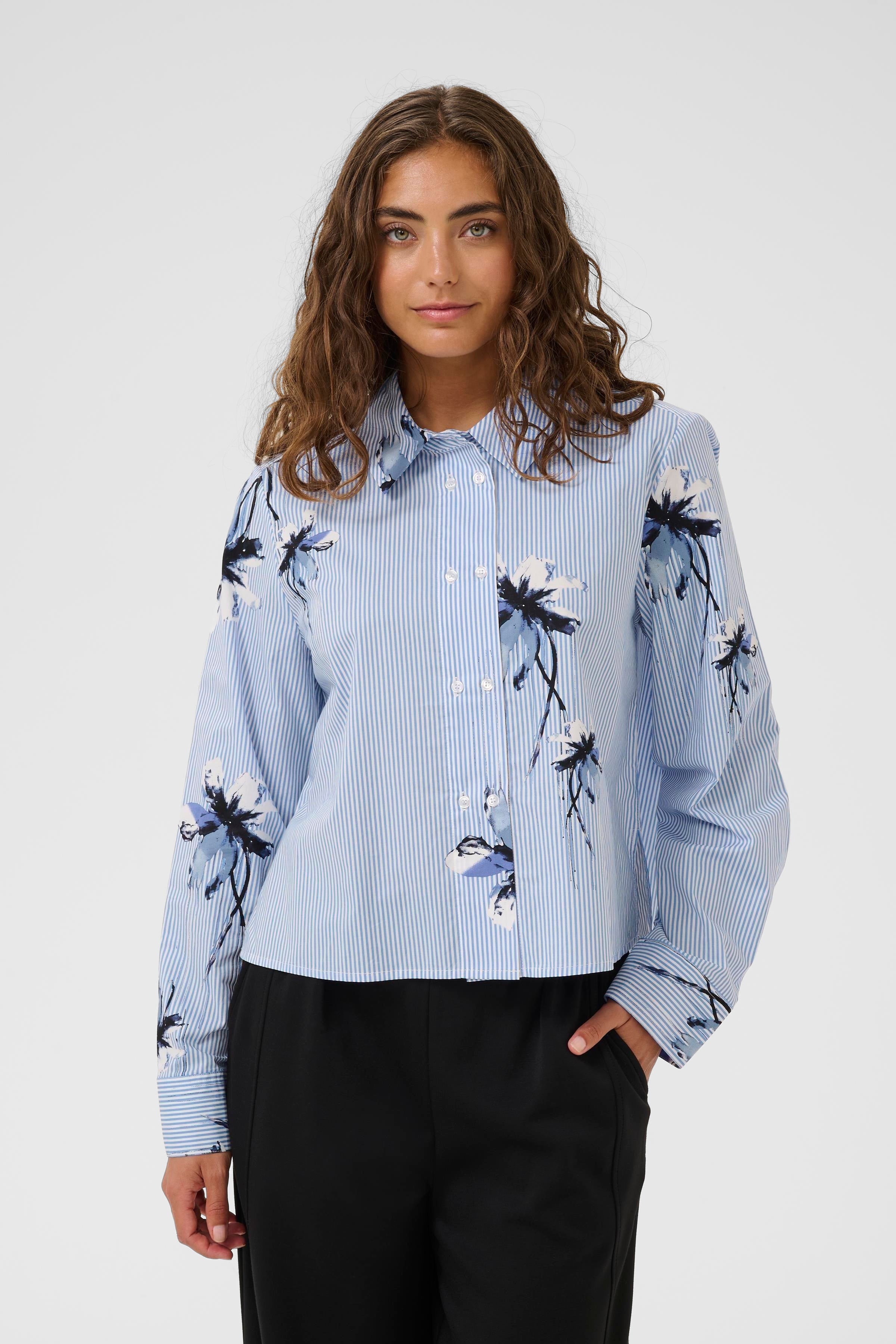 Brila Shirt in Blue Flower Stripe