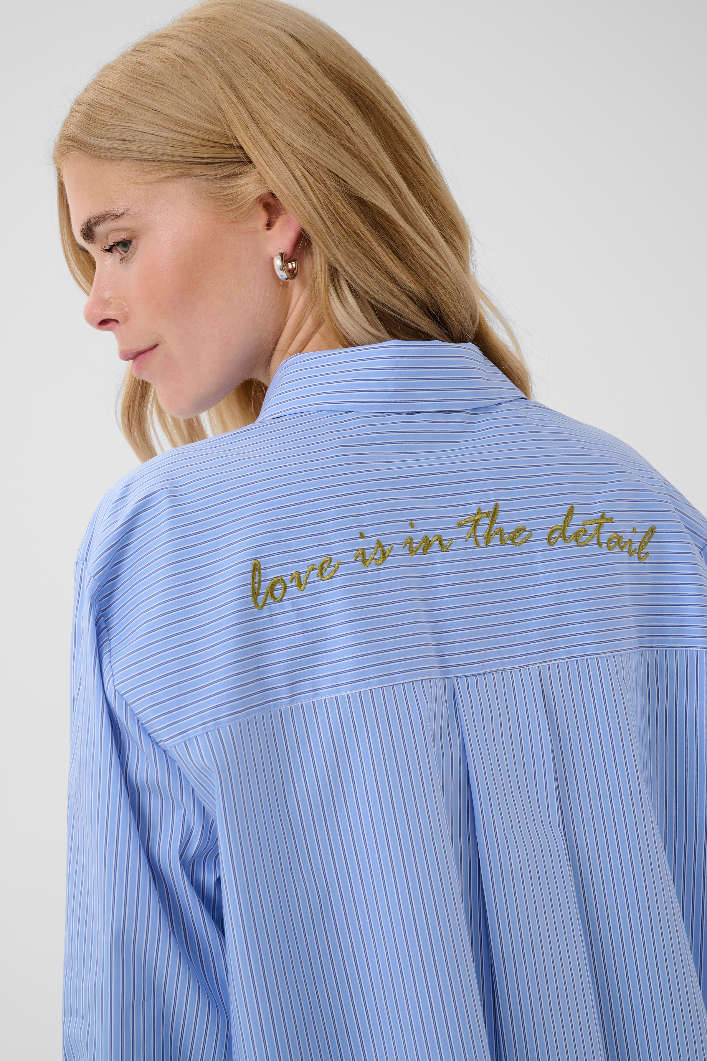 Ebony Shirt in Blue Stripe
