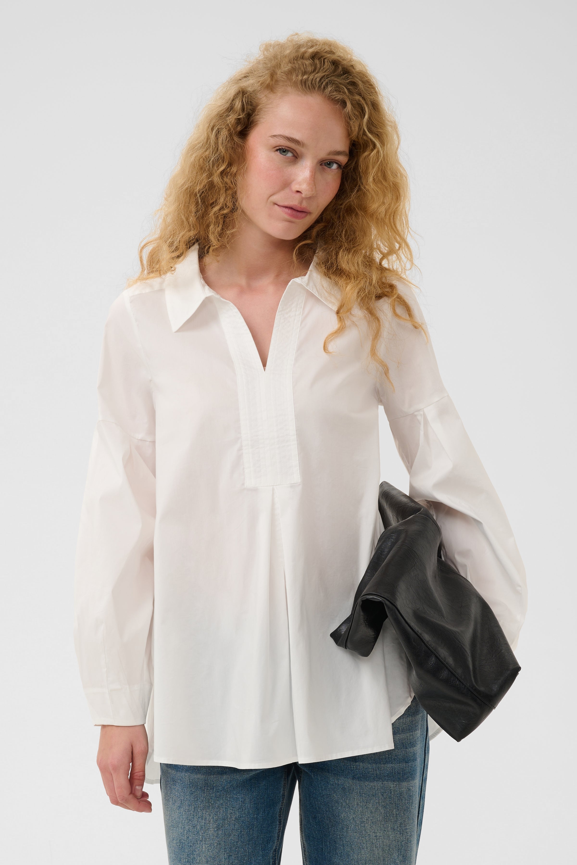 Daiva Antoinett Tunic in Spring Gardenia