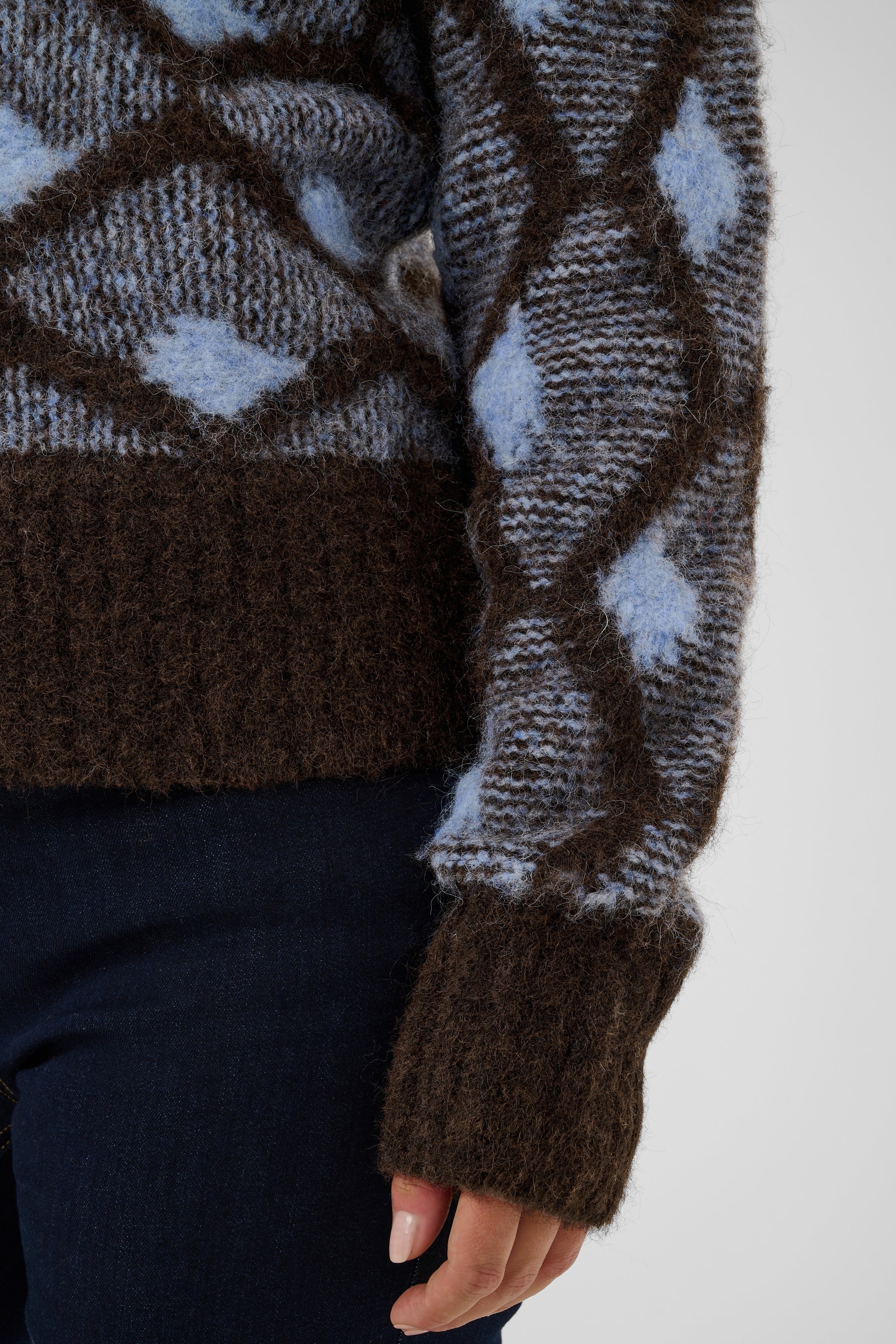 Gilan Pullover in Brown/Blue
