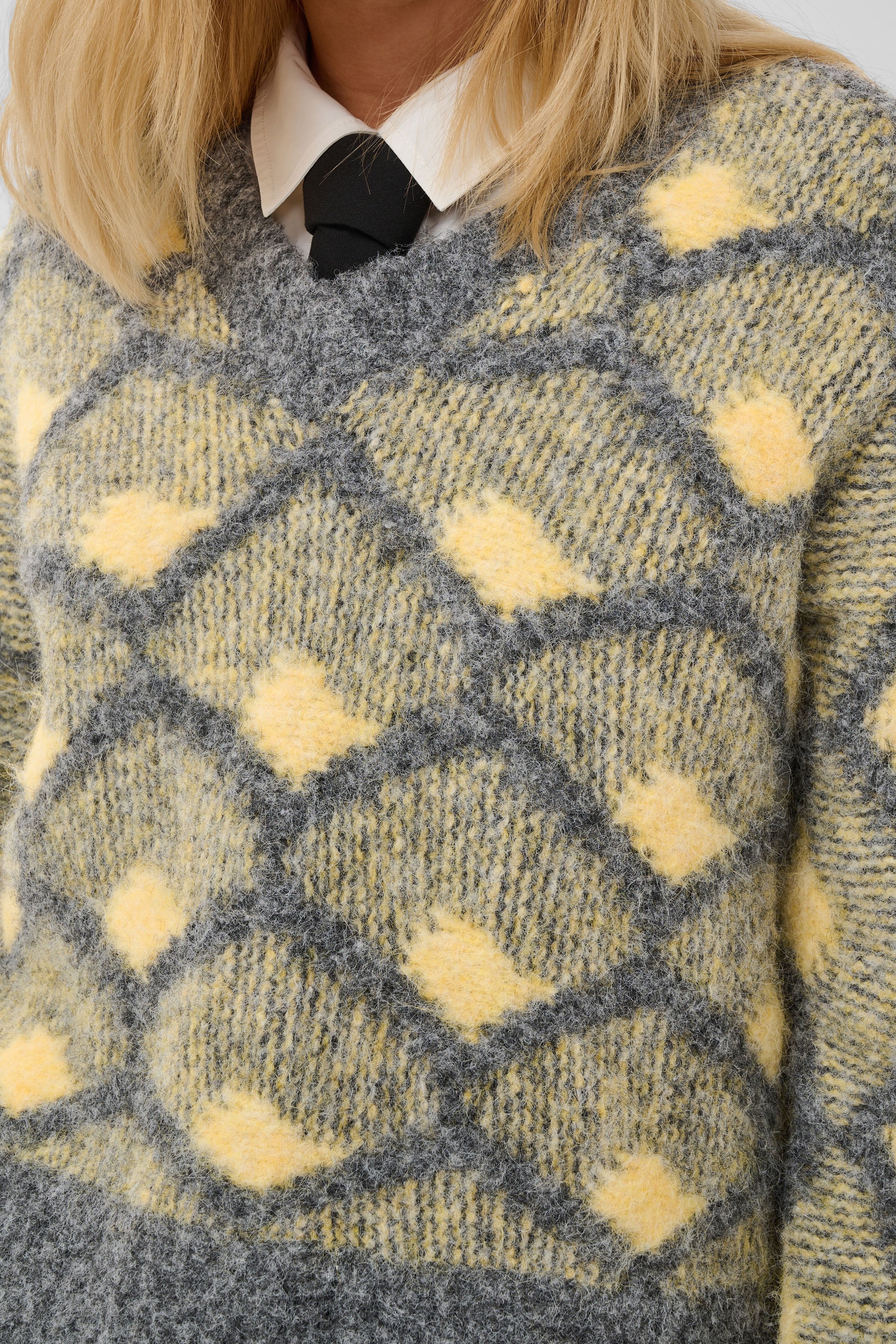 Gilan Pullover in Grey/Yellow
