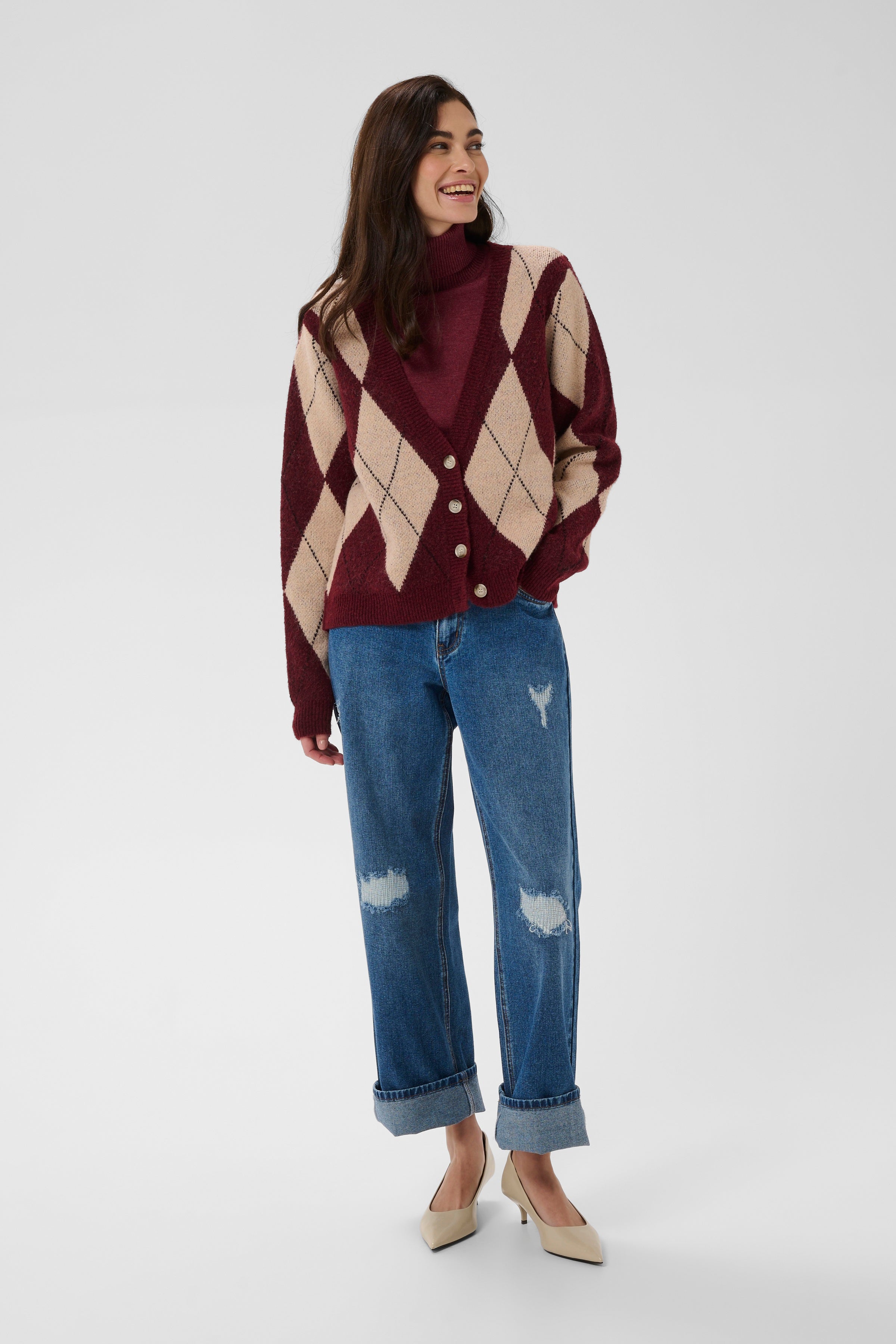 Argyle Cardigan in Burgundy Argyle