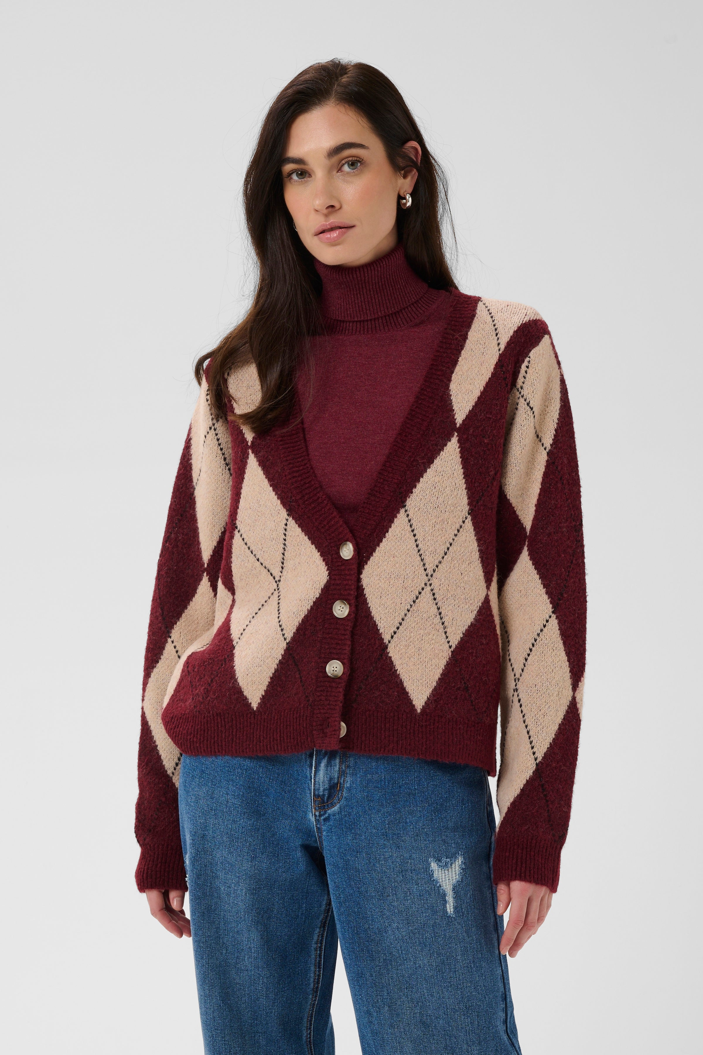 Argyle Cardigan in Burgundy Argyle