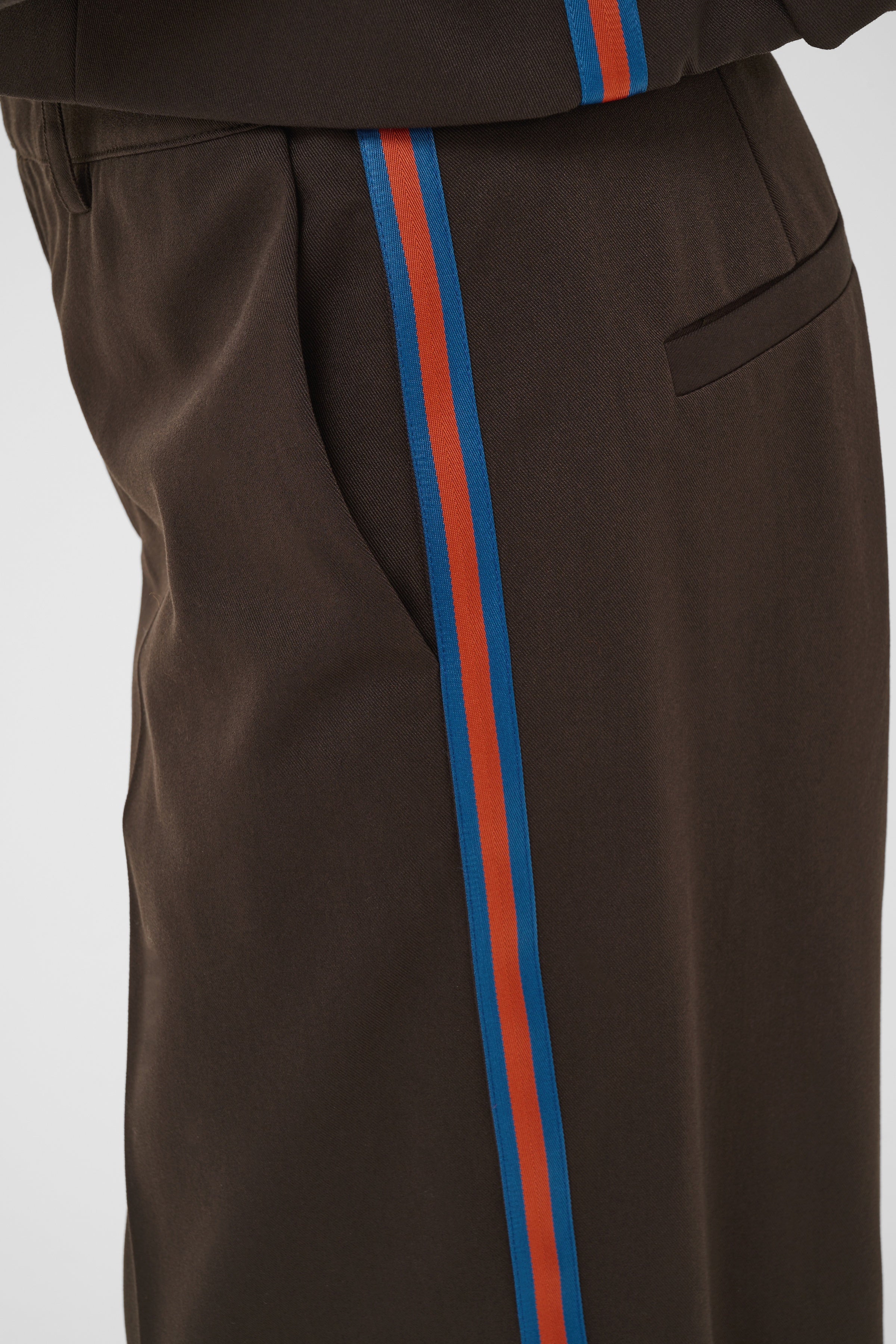 Belsie Long Pants in Coffee Bean