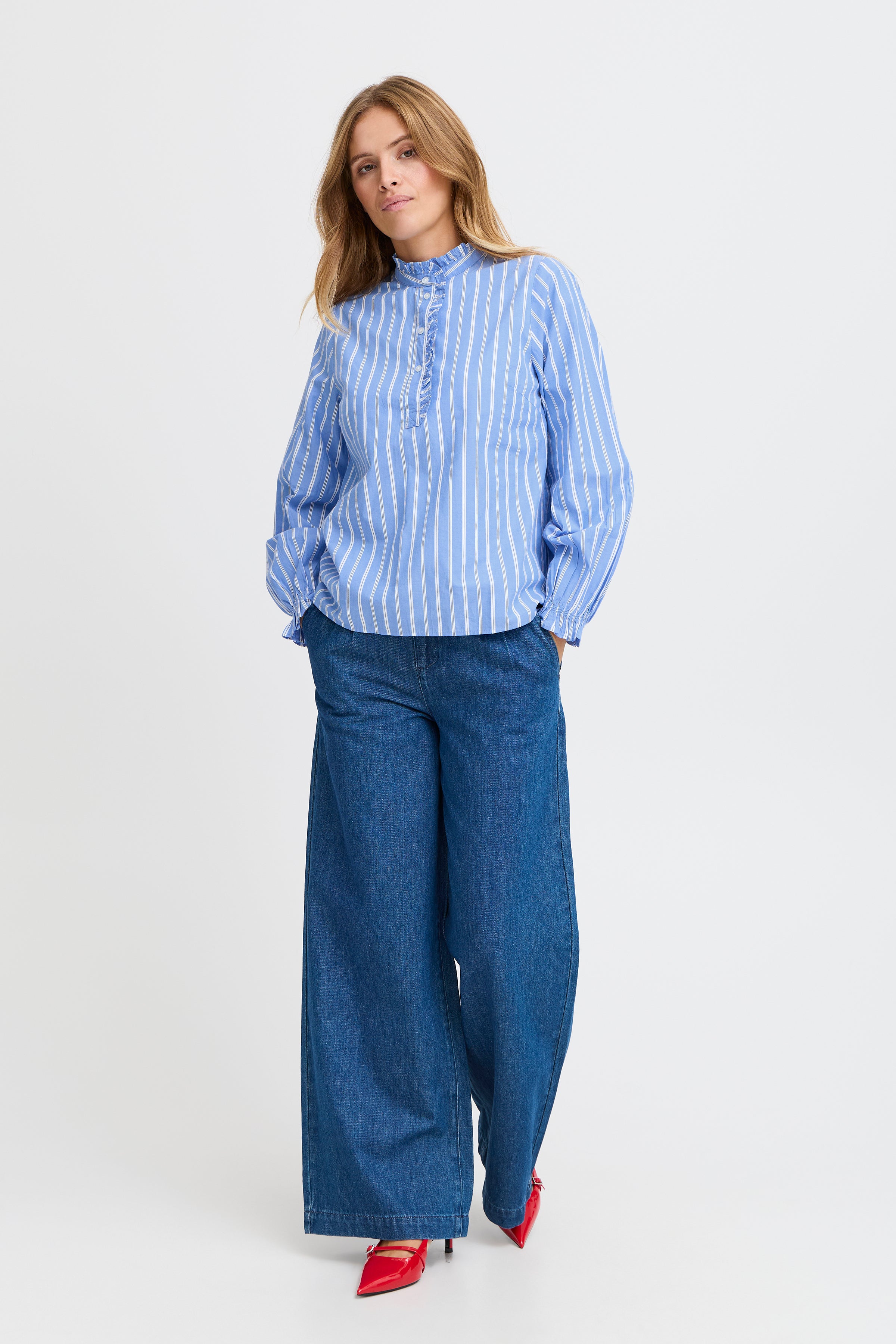 Maiken Blouse in Marina Blue Stripe