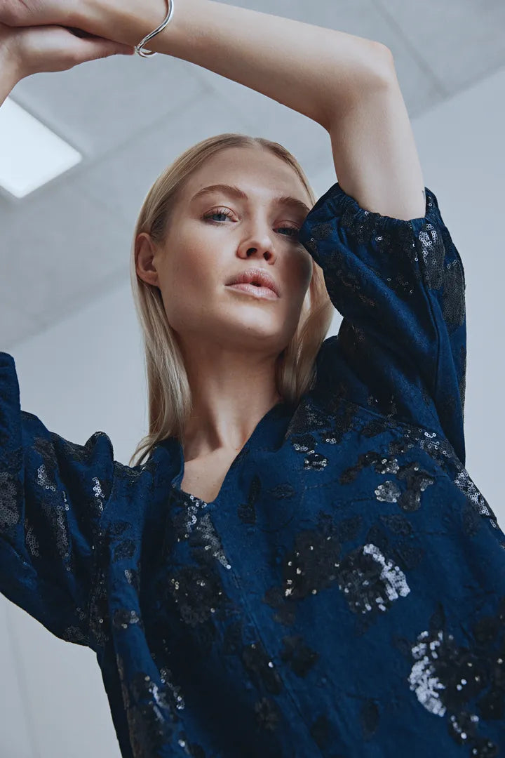 Lonny Dress in Dark Blue Denim