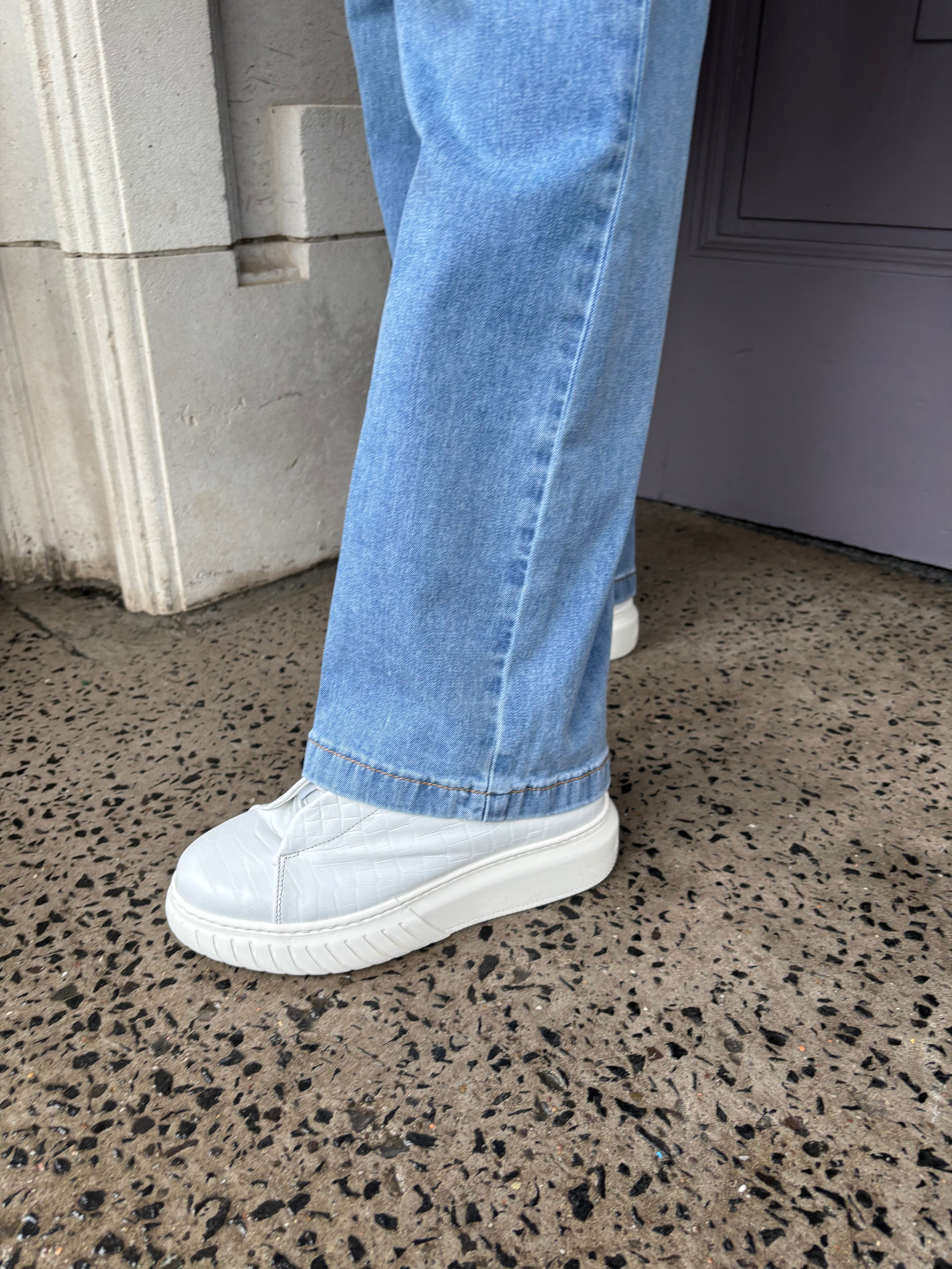 Colette & Belt Jeans in Light Blue (L31)